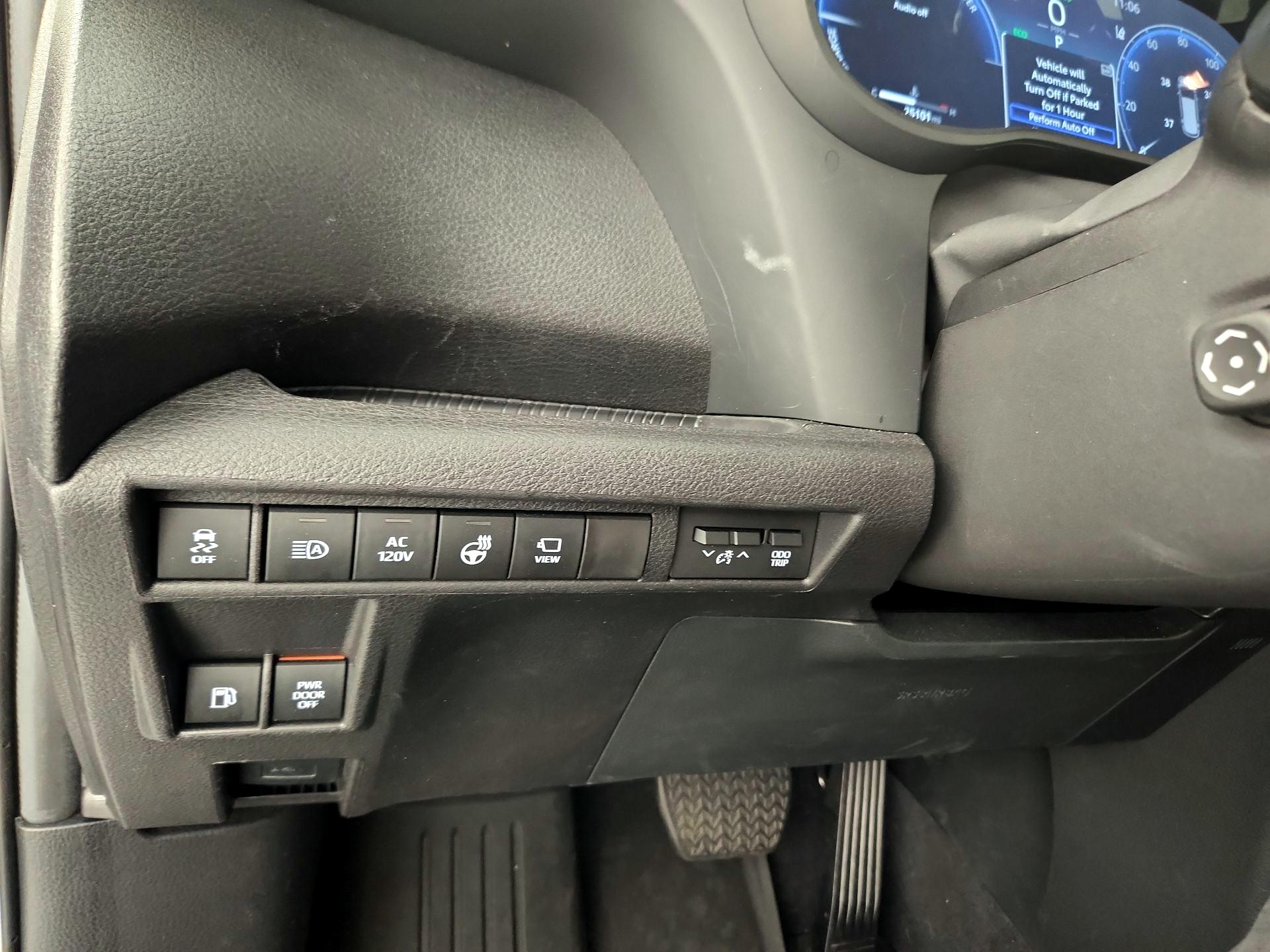 Thumbnail: 2025 Toyota Sienna - 13