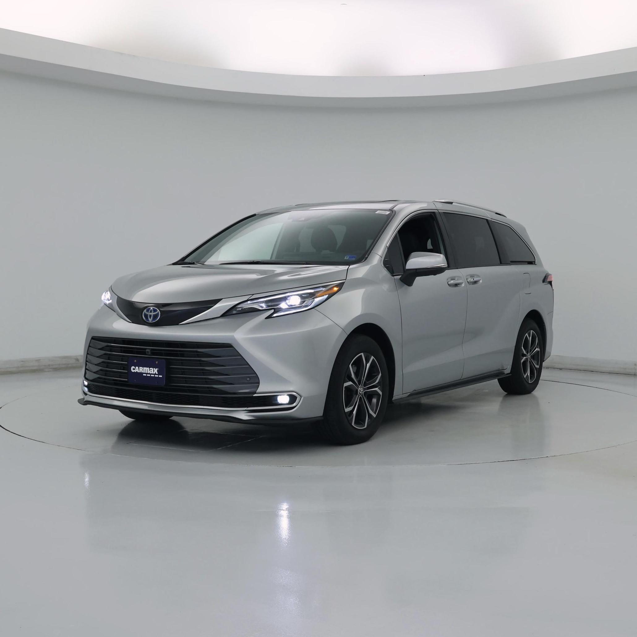 Thumbnail: 2025 Toyota Sienna - 4
