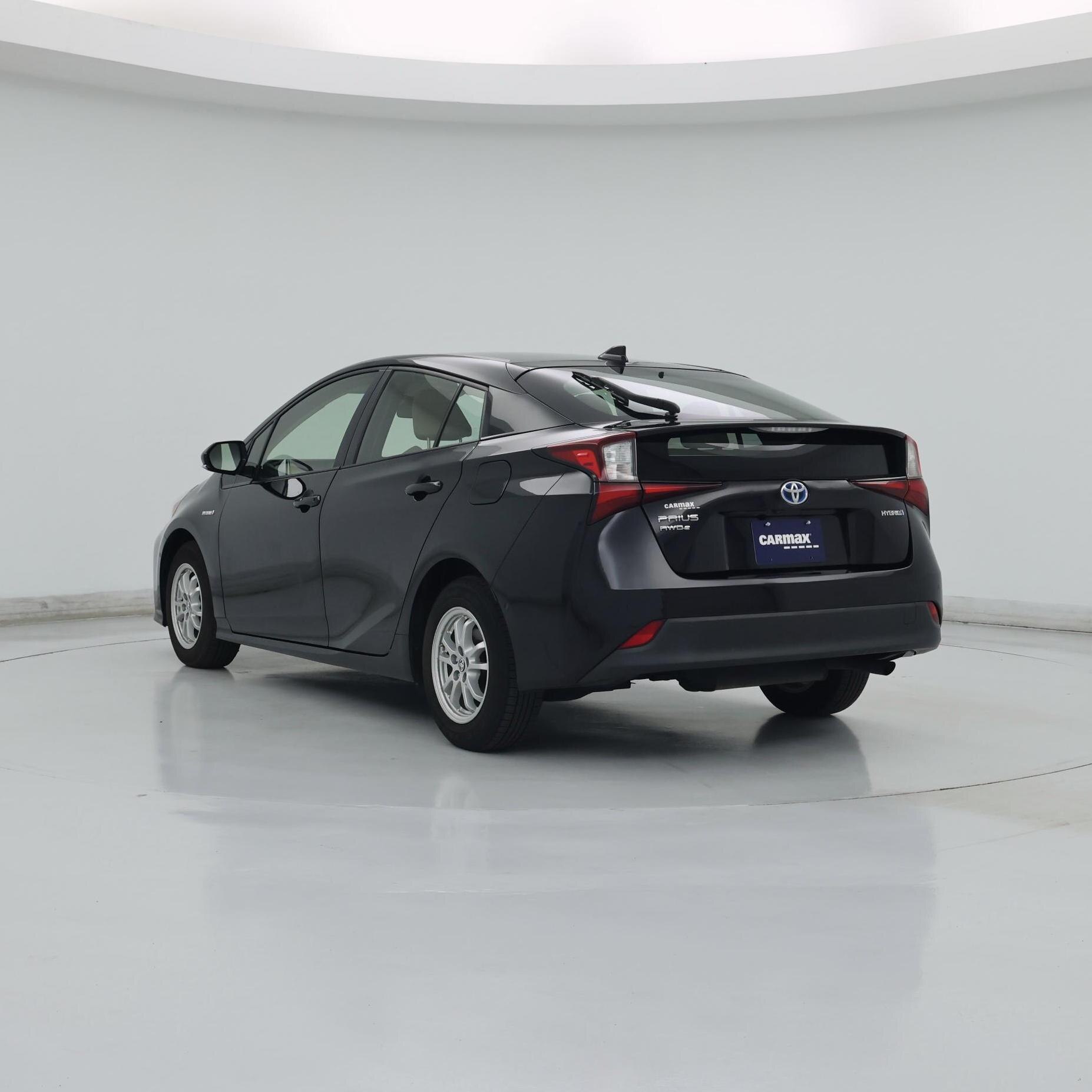 Thumbnail: 2019 Toyota Prius - 2
