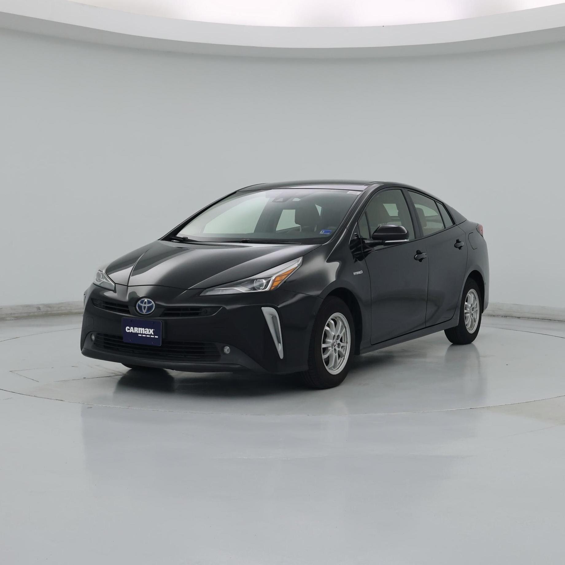 Thumbnail: 2019 Toyota Prius - 4