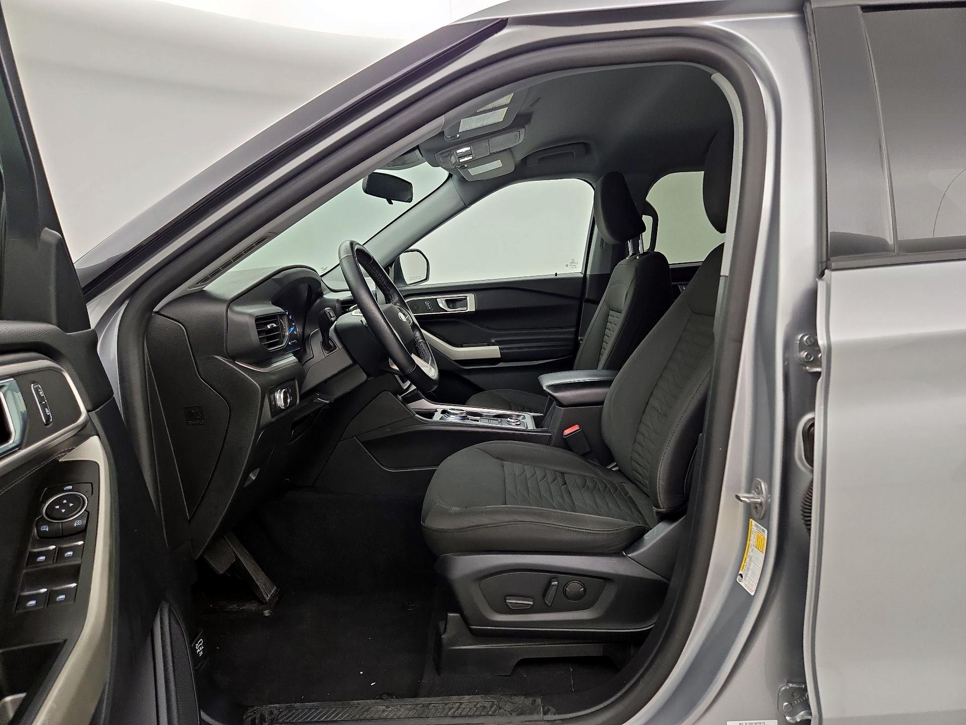 Thumbnail: 2021 Ford Explorer - 11