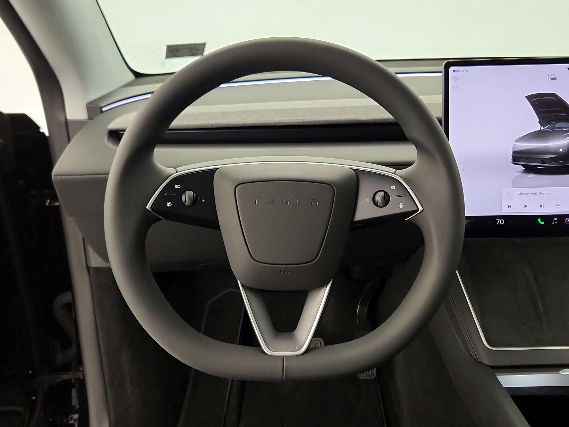 Thumbnail: 2026 Tesla Model Y - 10