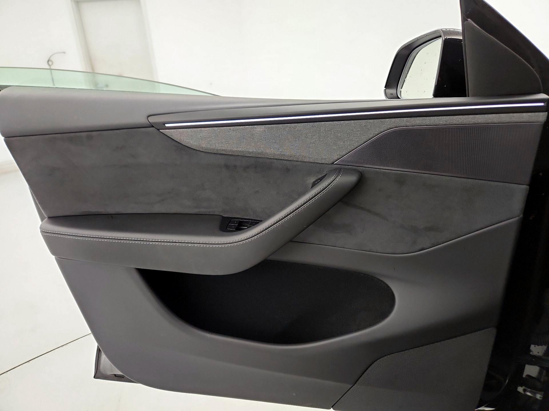 Thumbnail: 2026 Tesla Model Y - 12