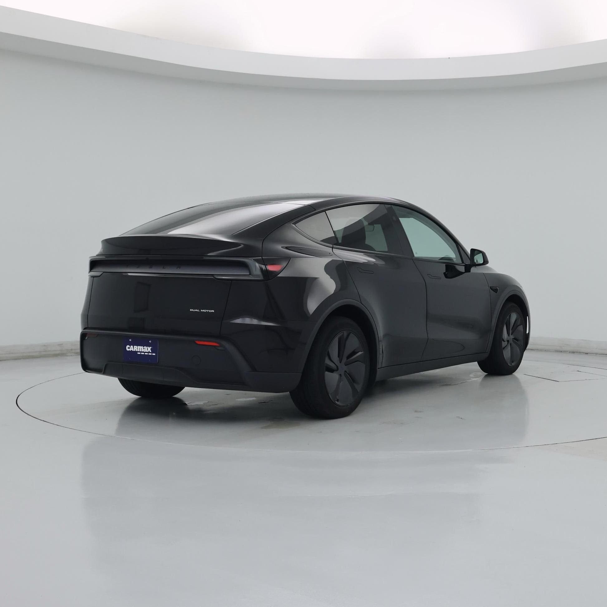Thumbnail: 2026 Tesla Model Y - 8