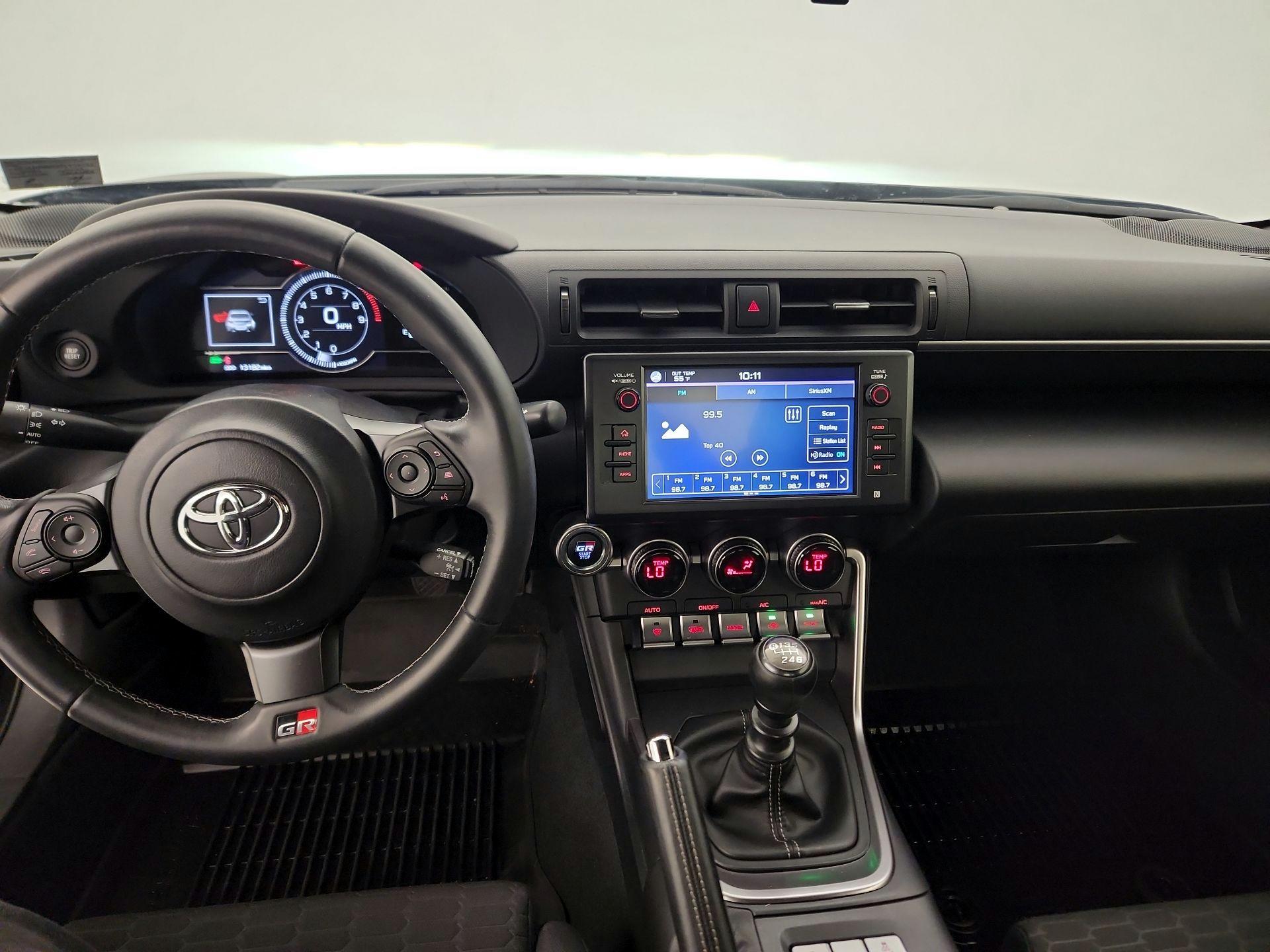 Thumbnail: 2024 Toyota GR86 - 9