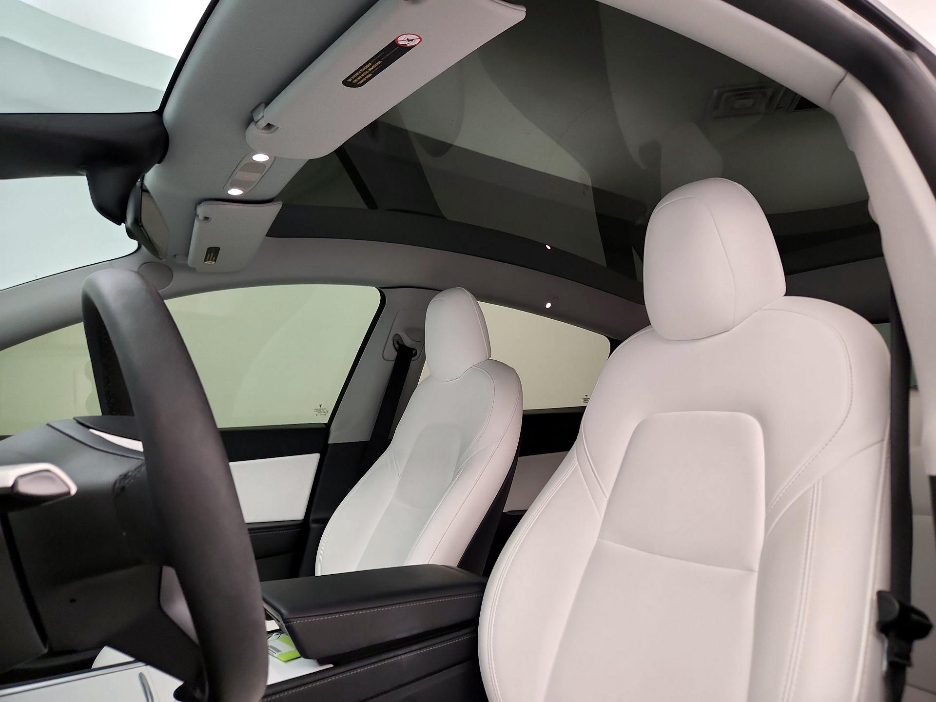 Thumbnail: 2021 Tesla Model Y - 19