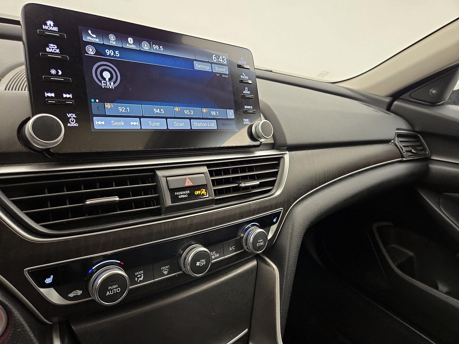 Thumbnail: 2018 Honda Accord - 15