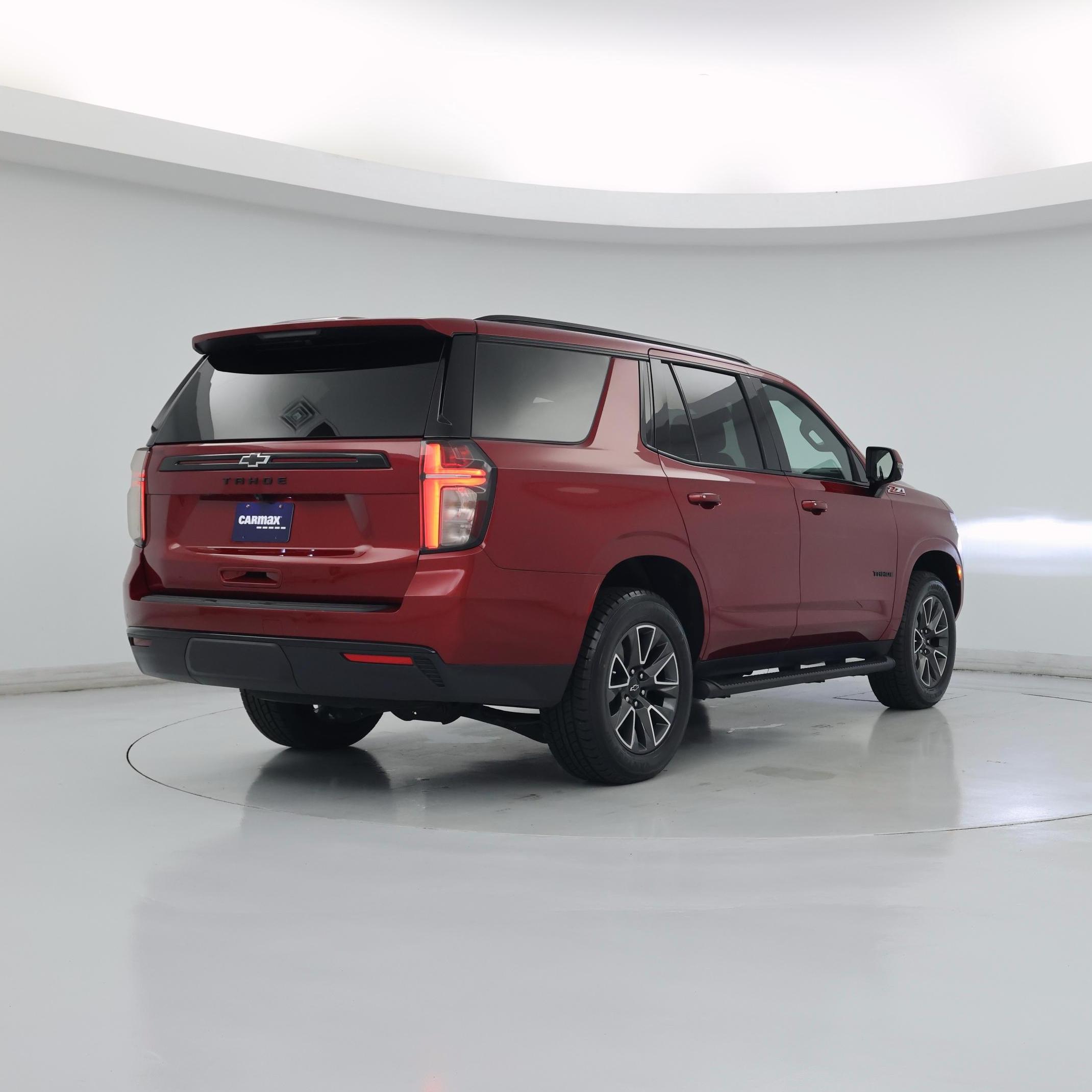 Thumbnail: 2023 Chevrolet Tahoe - 8