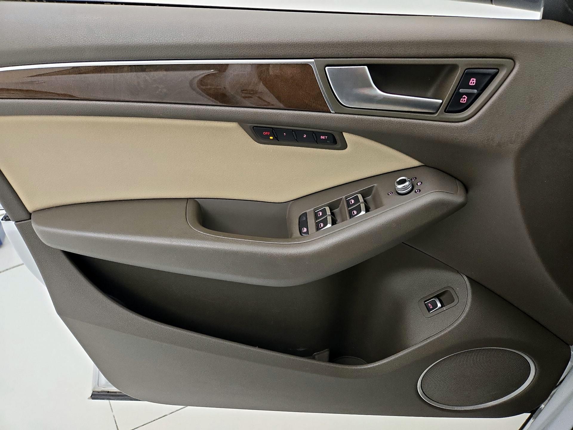 Thumbnail: 2016 Audi Q5 - 12