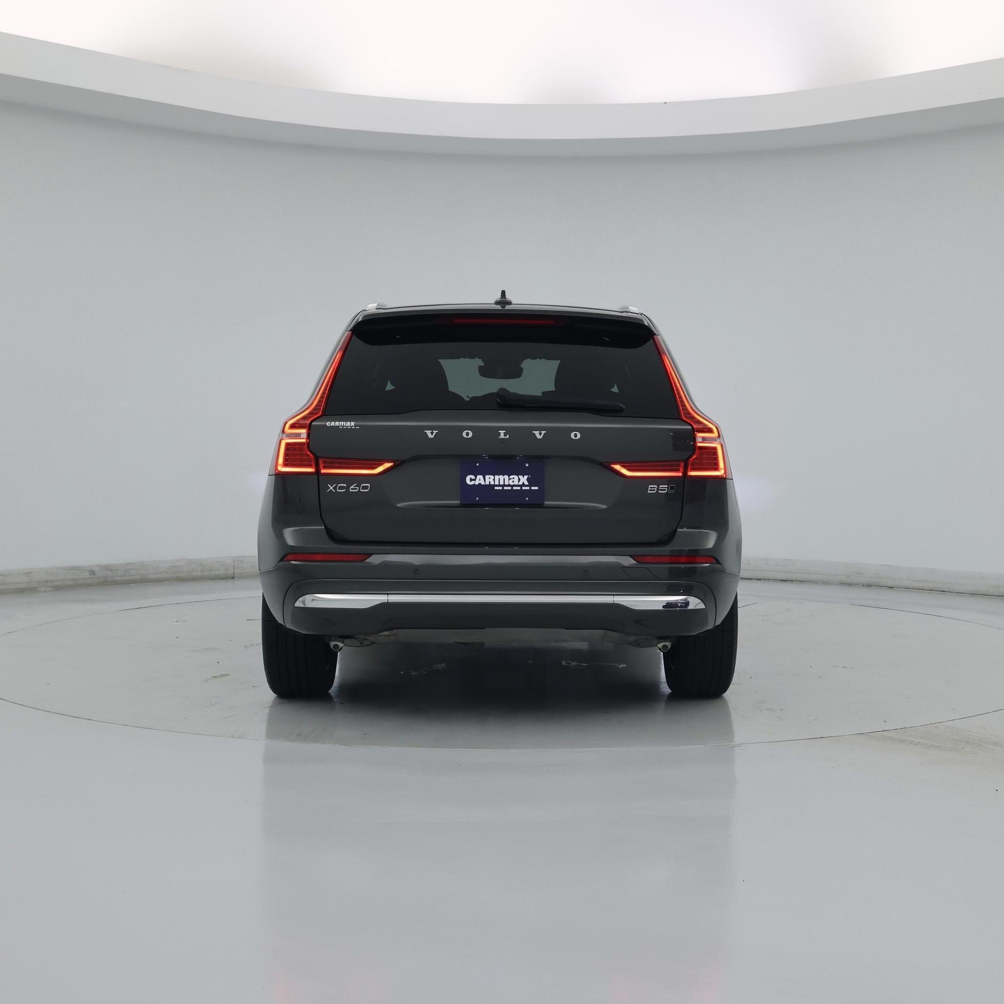 Thumbnail: 2022 Volvo XC60 - 6