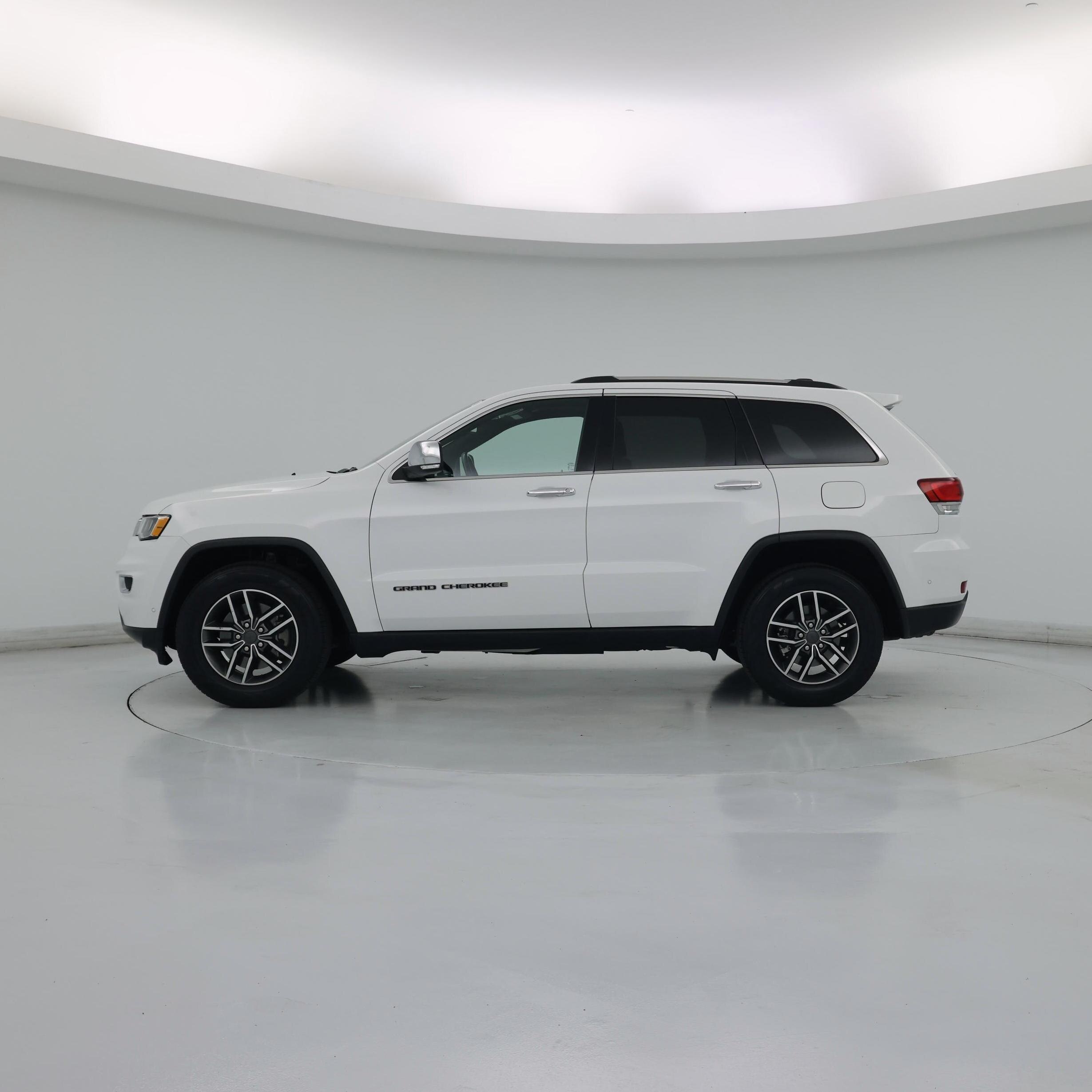 Thumbnail: 2020 Jeep Grand Cherokee - 3