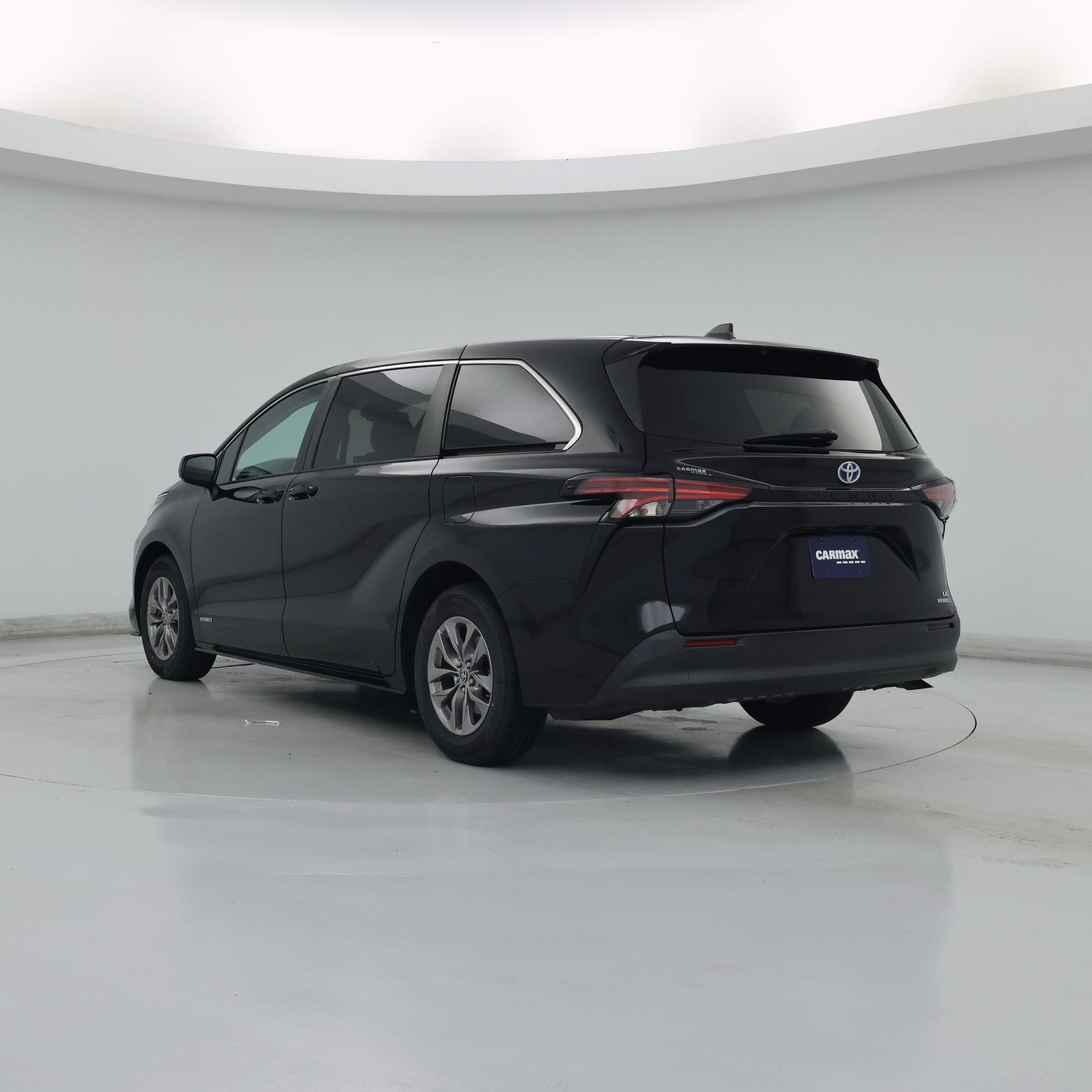 Thumbnail: 2021 Toyota Sienna - 2