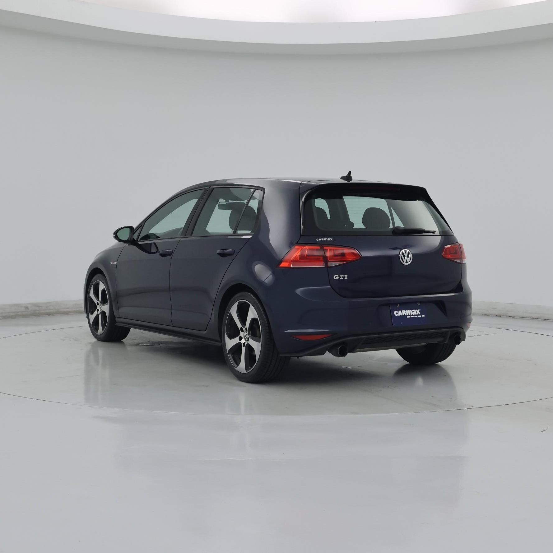 Thumbnail: 2017 Volkswagen Golf - 2