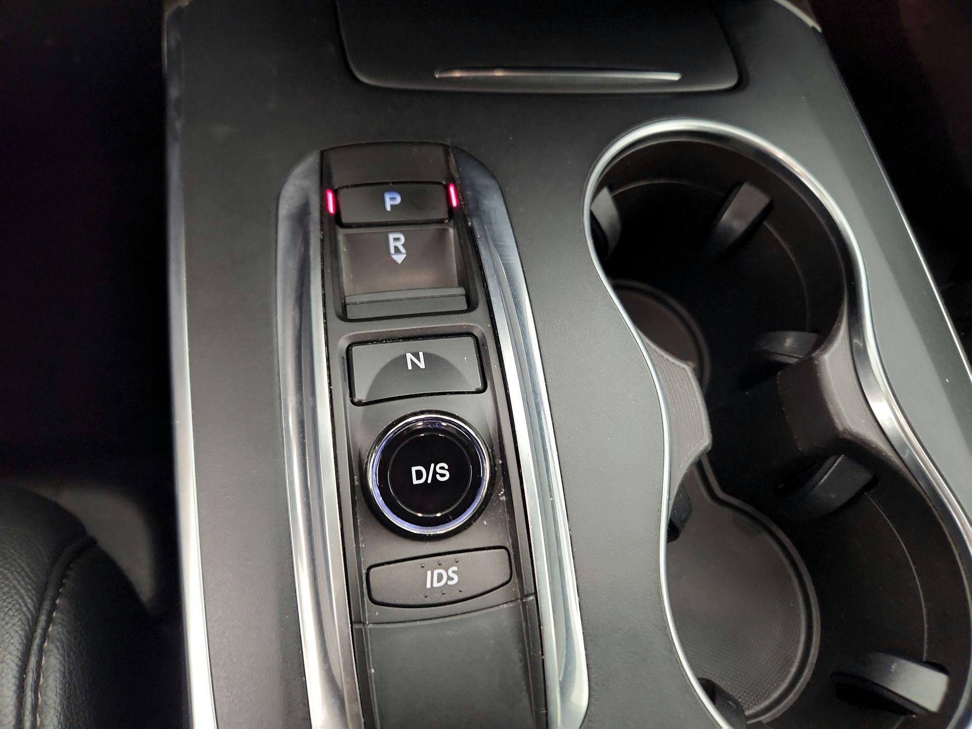 Thumbnail: 2016 Acura MDX - 18
