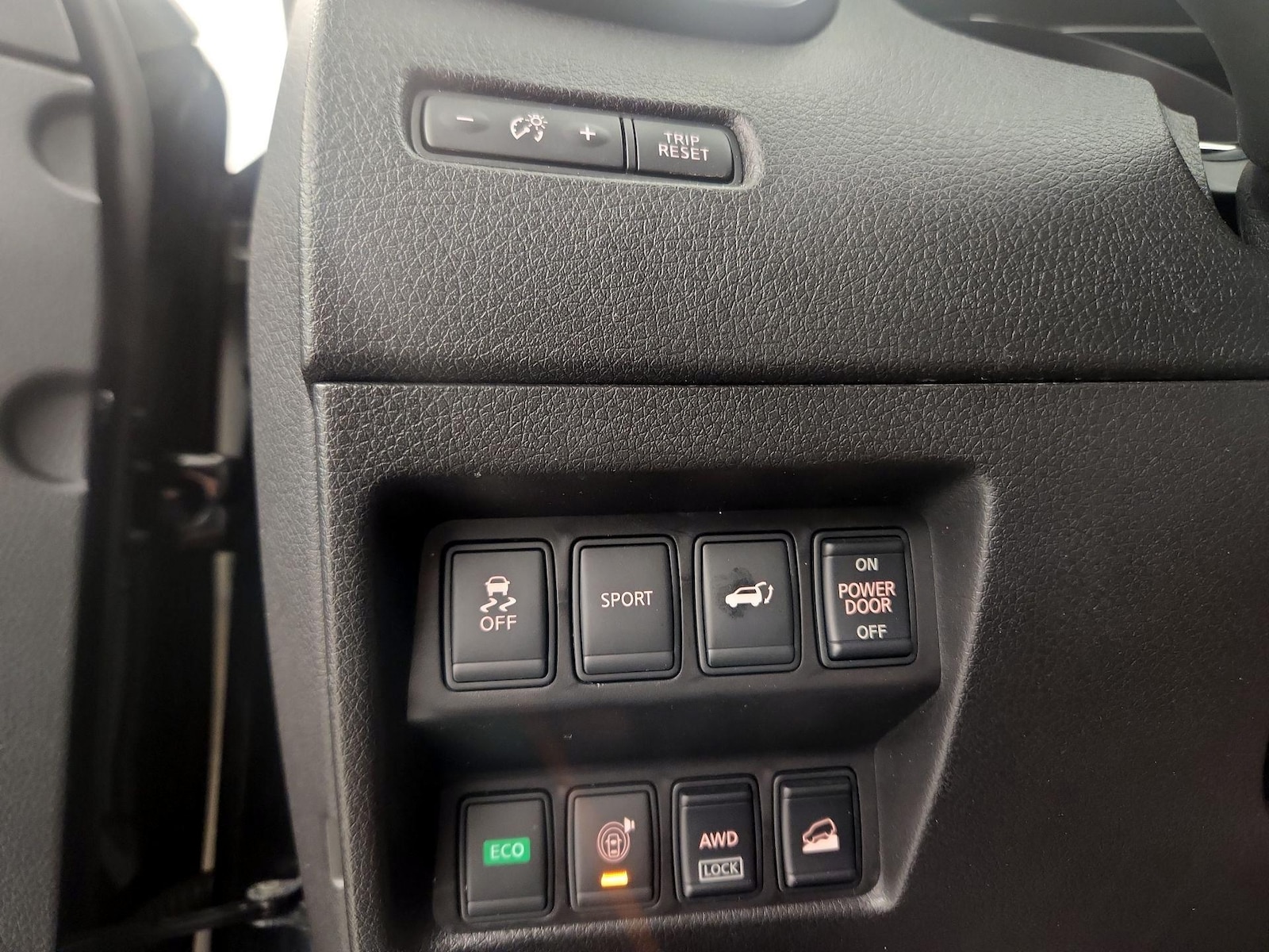 2015 Nissan Rogue SV - Photo 14