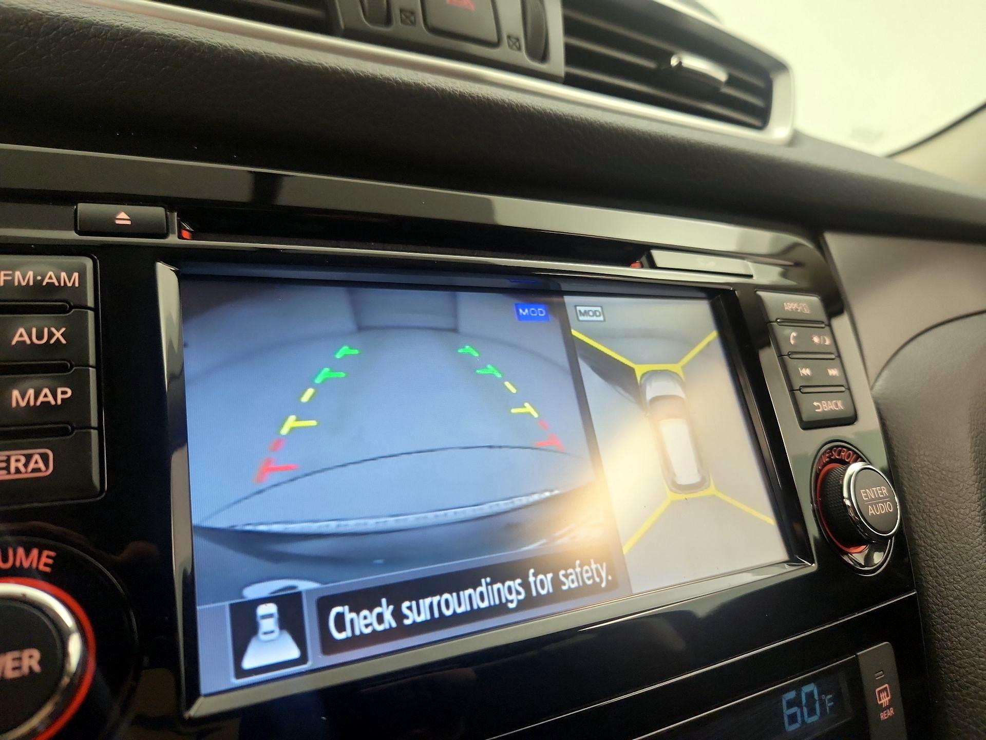 Thumbnail: 2015 Nissan Rogue - 14