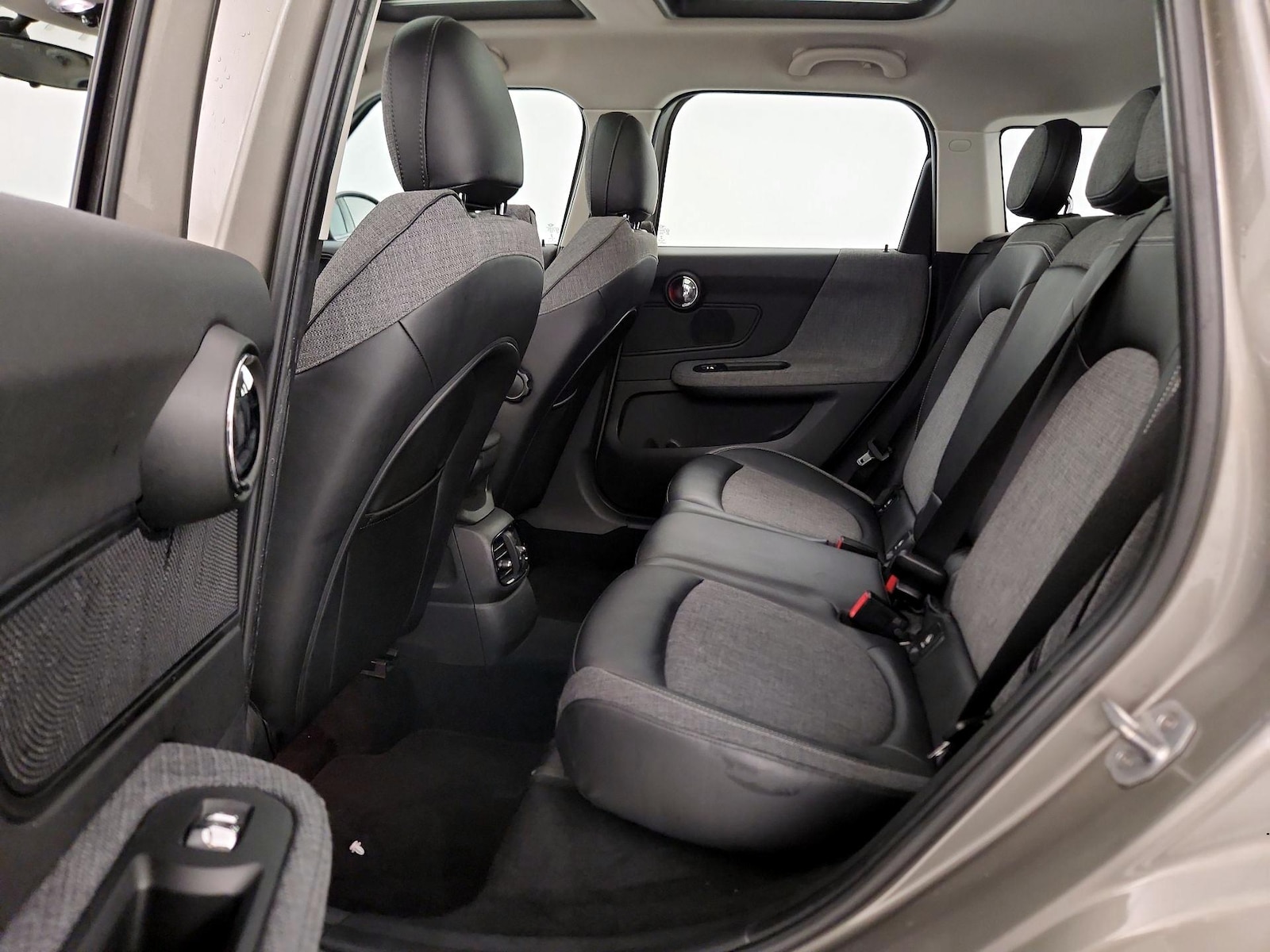 2017 MINI Countryman Base - Photo 20