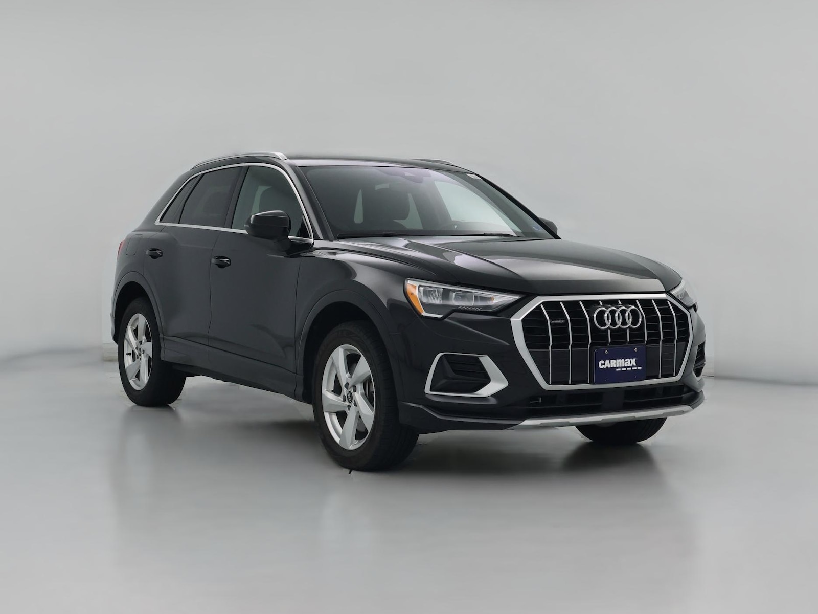2022 Audi Q3