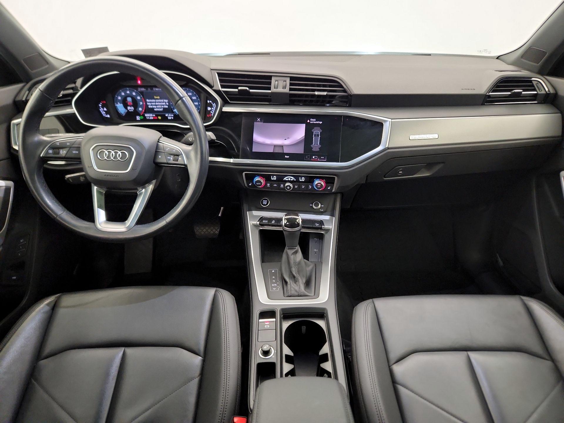 Thumbnail: 2022 Audi Q3 - 9