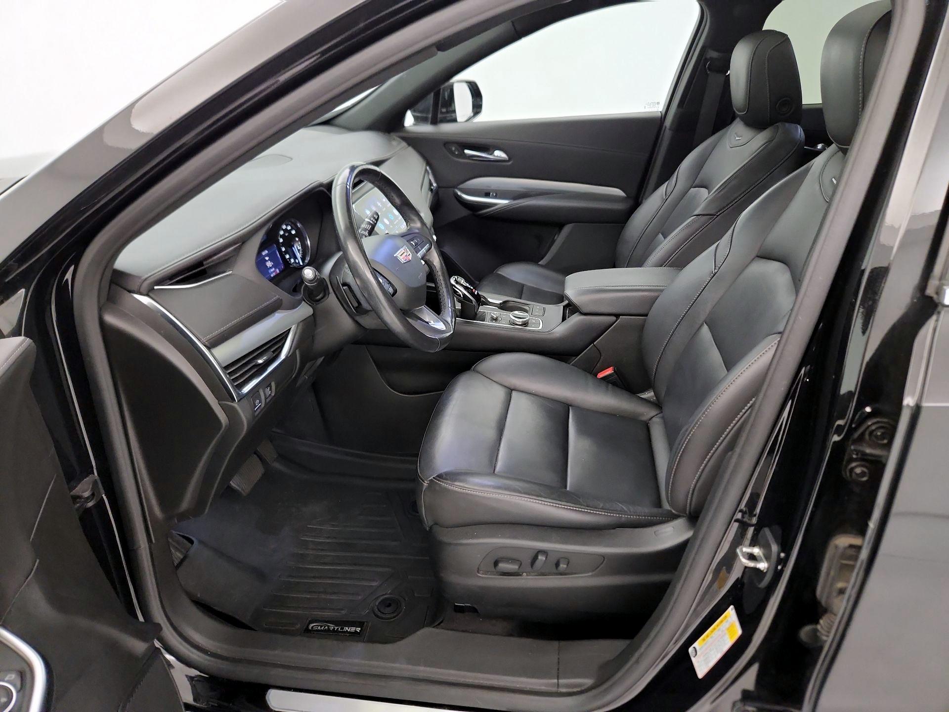 Thumbnail: 2020 Cadillac XT4 - 11
