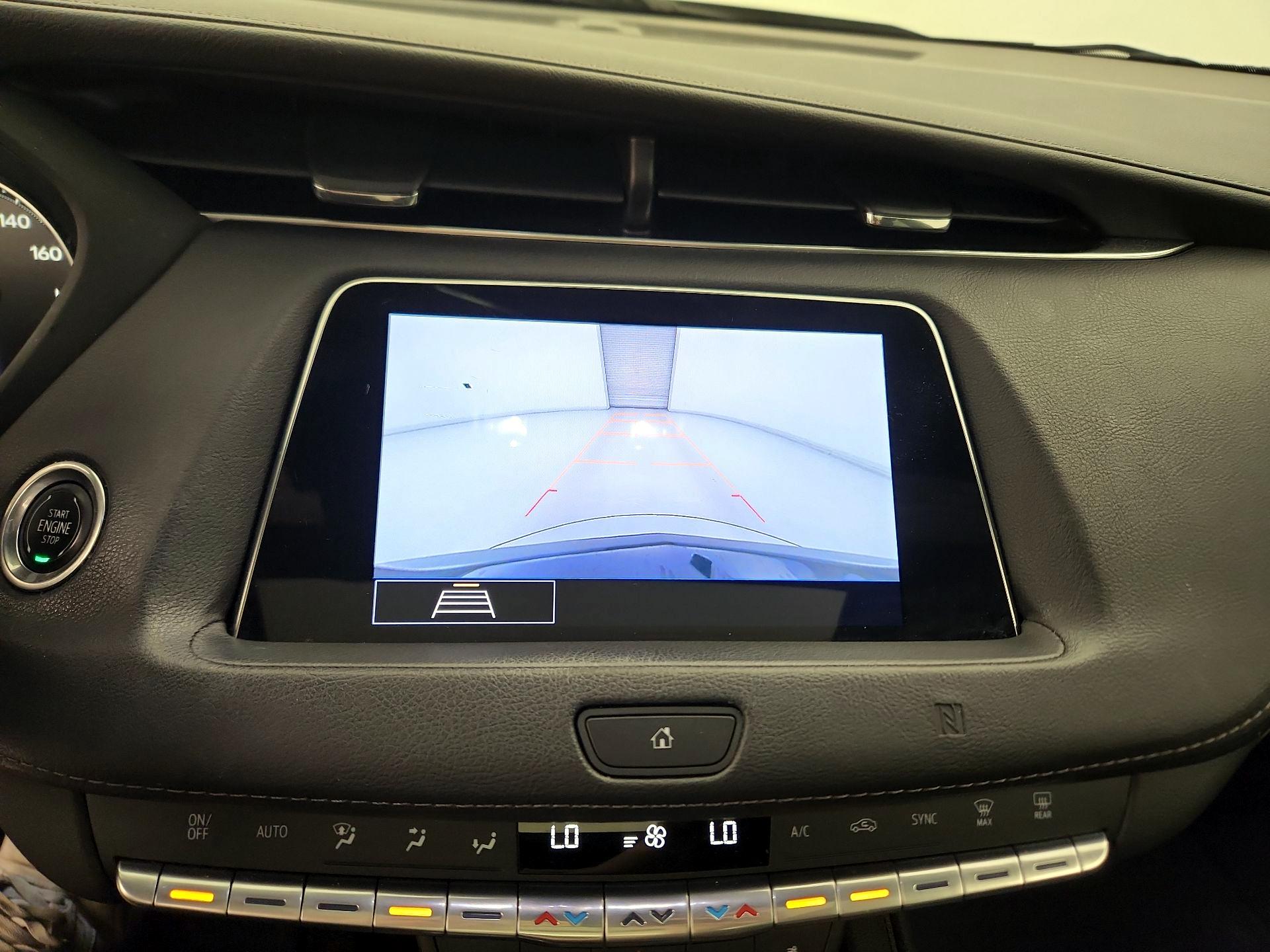 Thumbnail: 2020 Cadillac XT4 - 14
