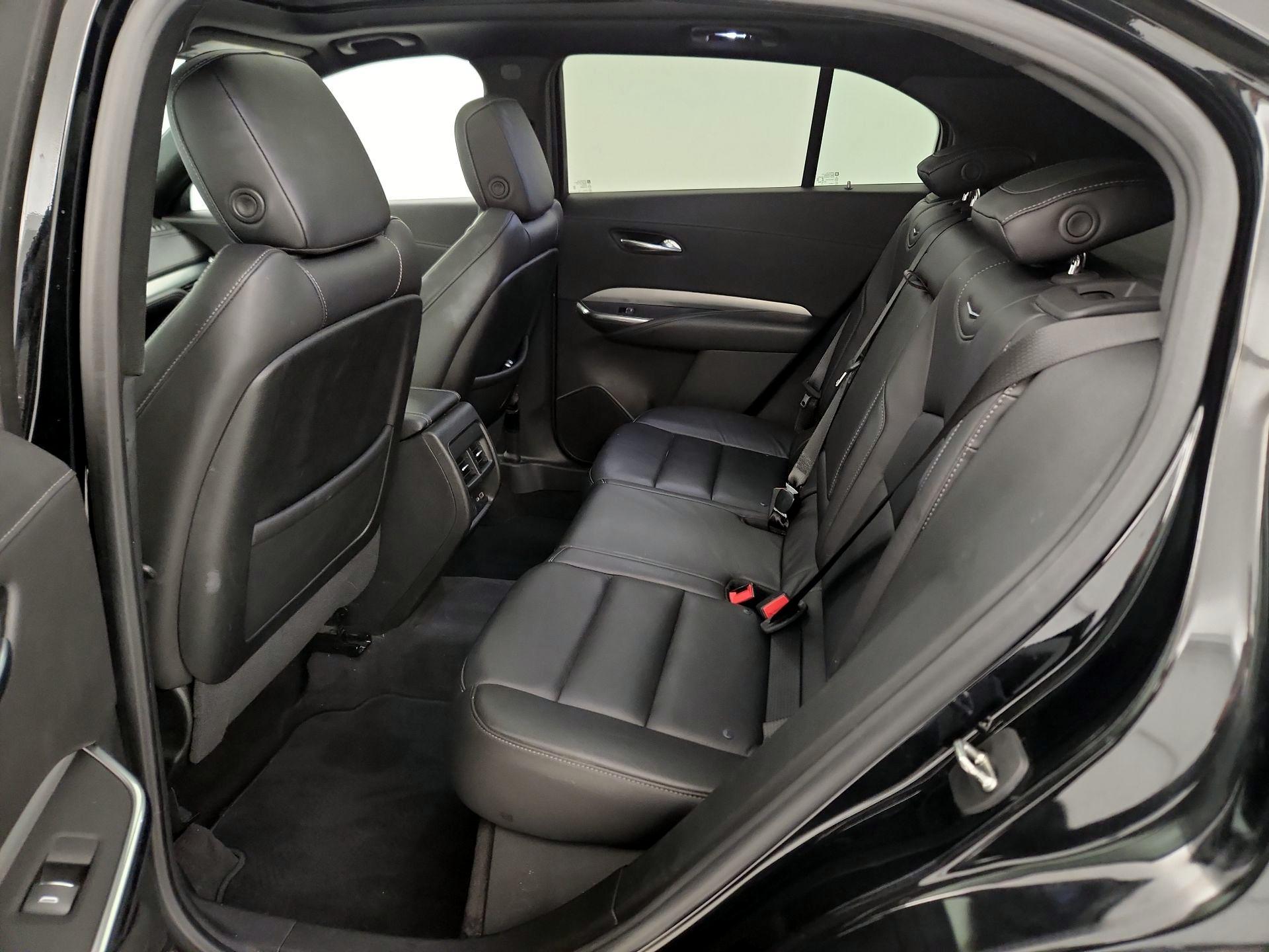 Thumbnail: 2020 Cadillac XT4 - 20