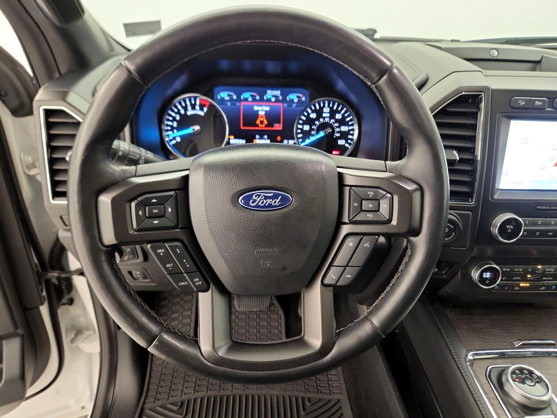 Thumbnail: 2020 Ford Expedition - 10