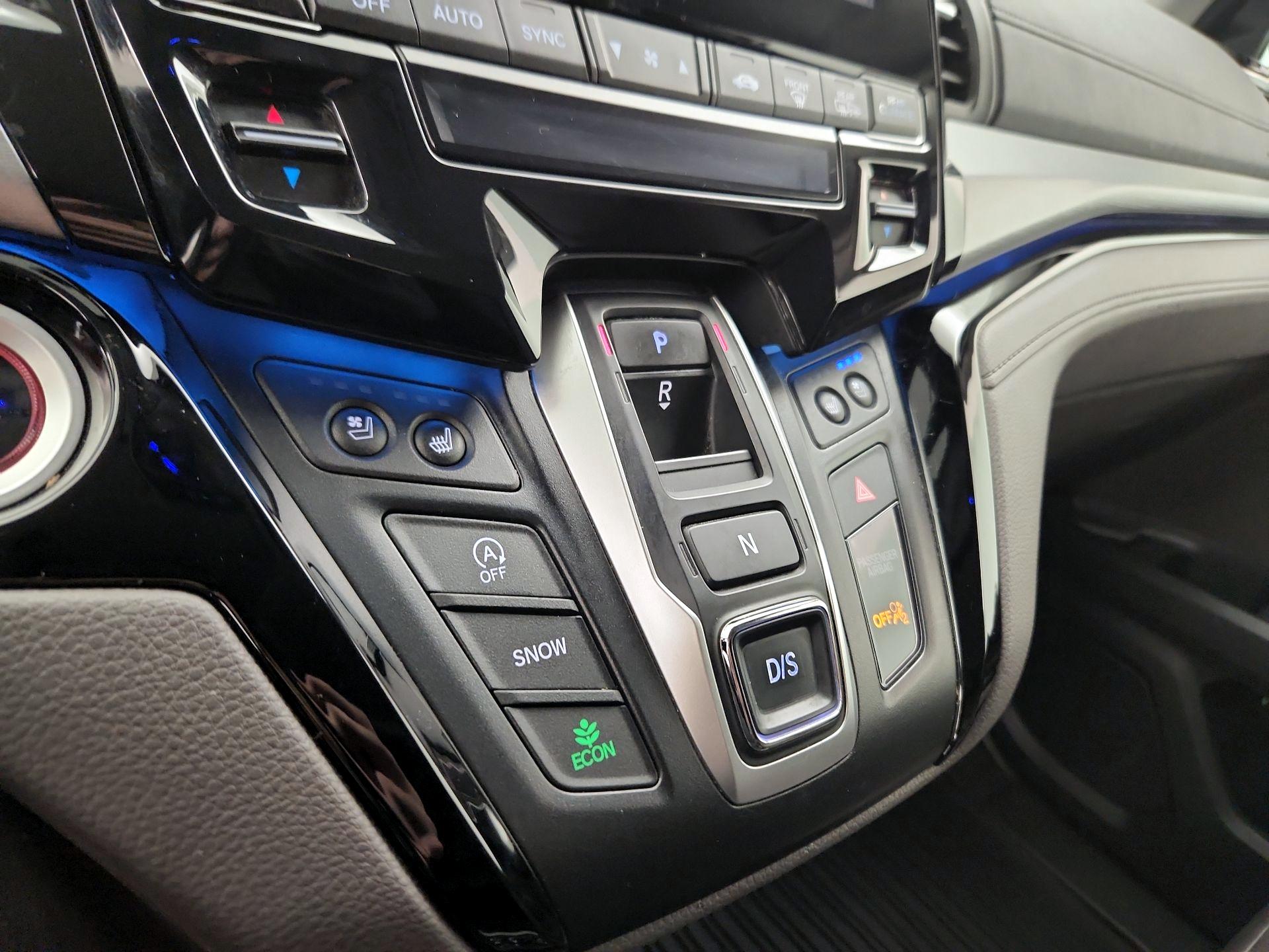 Thumbnail: 2019 Honda Odyssey - 15