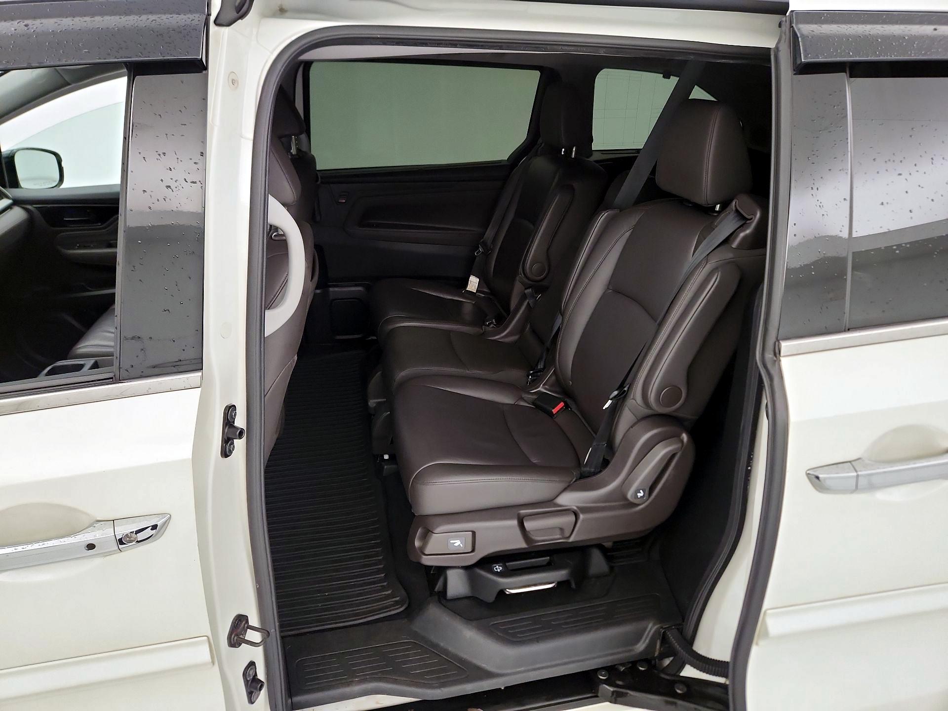 Thumbnail: 2019 Honda Odyssey - 16