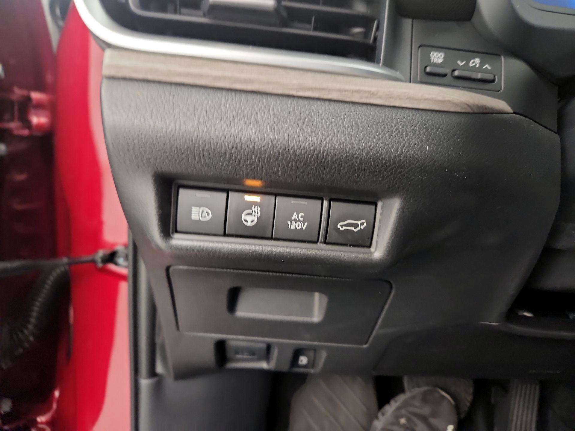 Thumbnail: 2026 Toyota Highlander - 13