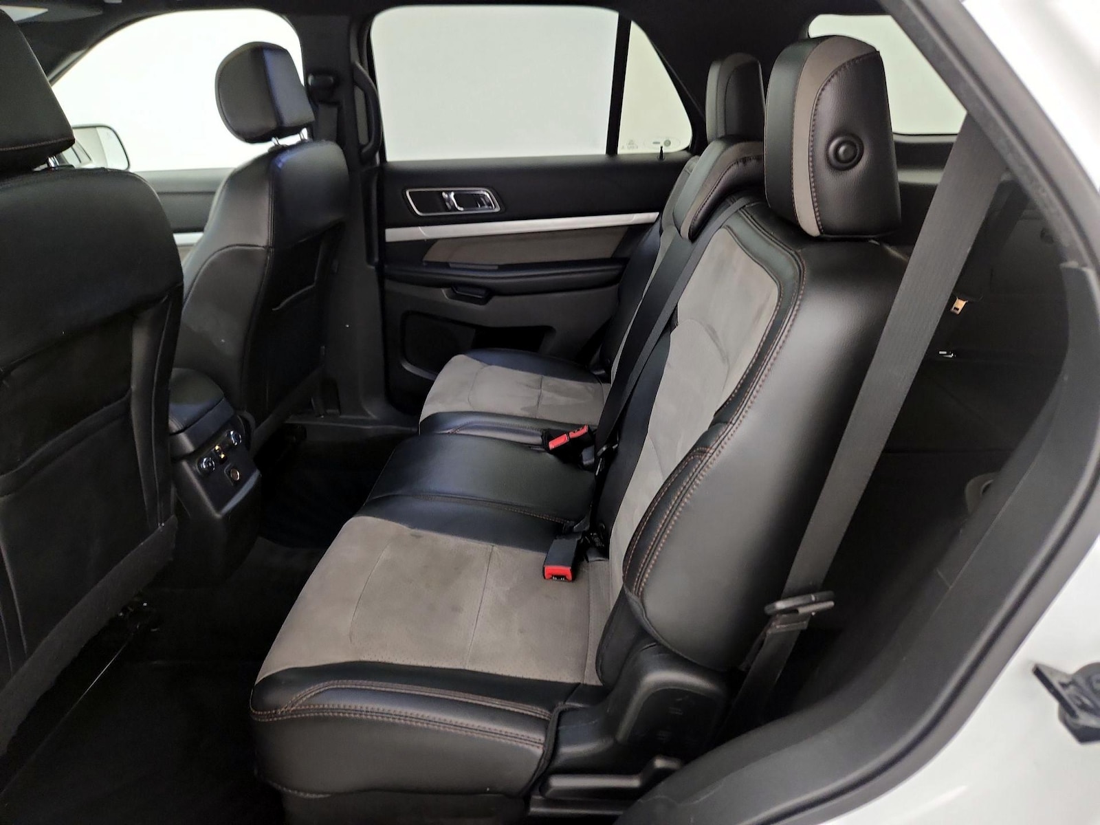 Rear Air Conditioning
