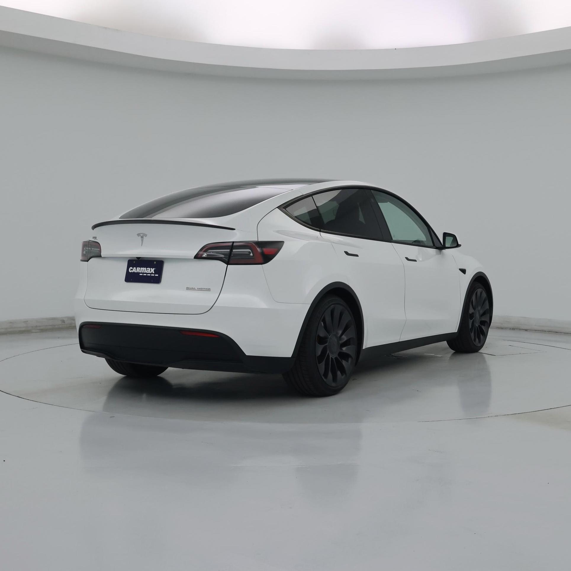 Thumbnail: 2023 Tesla Model Y - 8