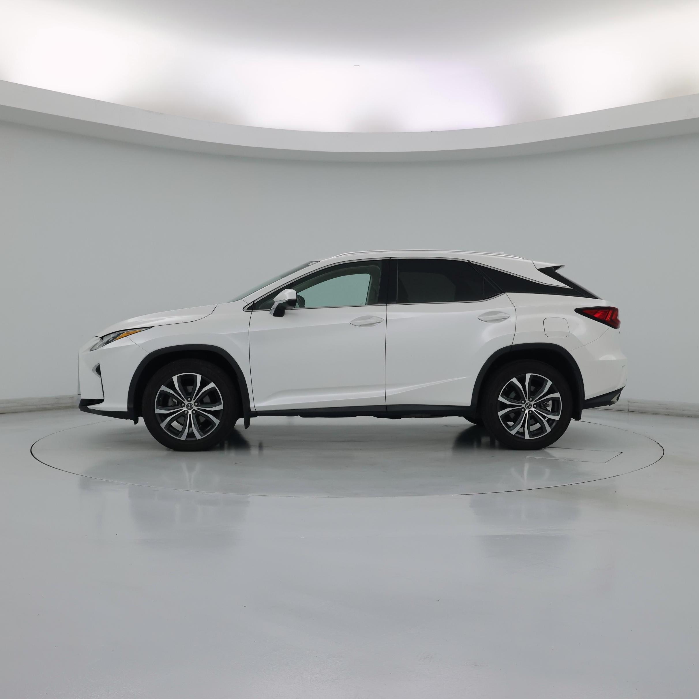 Thumbnail: 2019 Lexus RX - 3