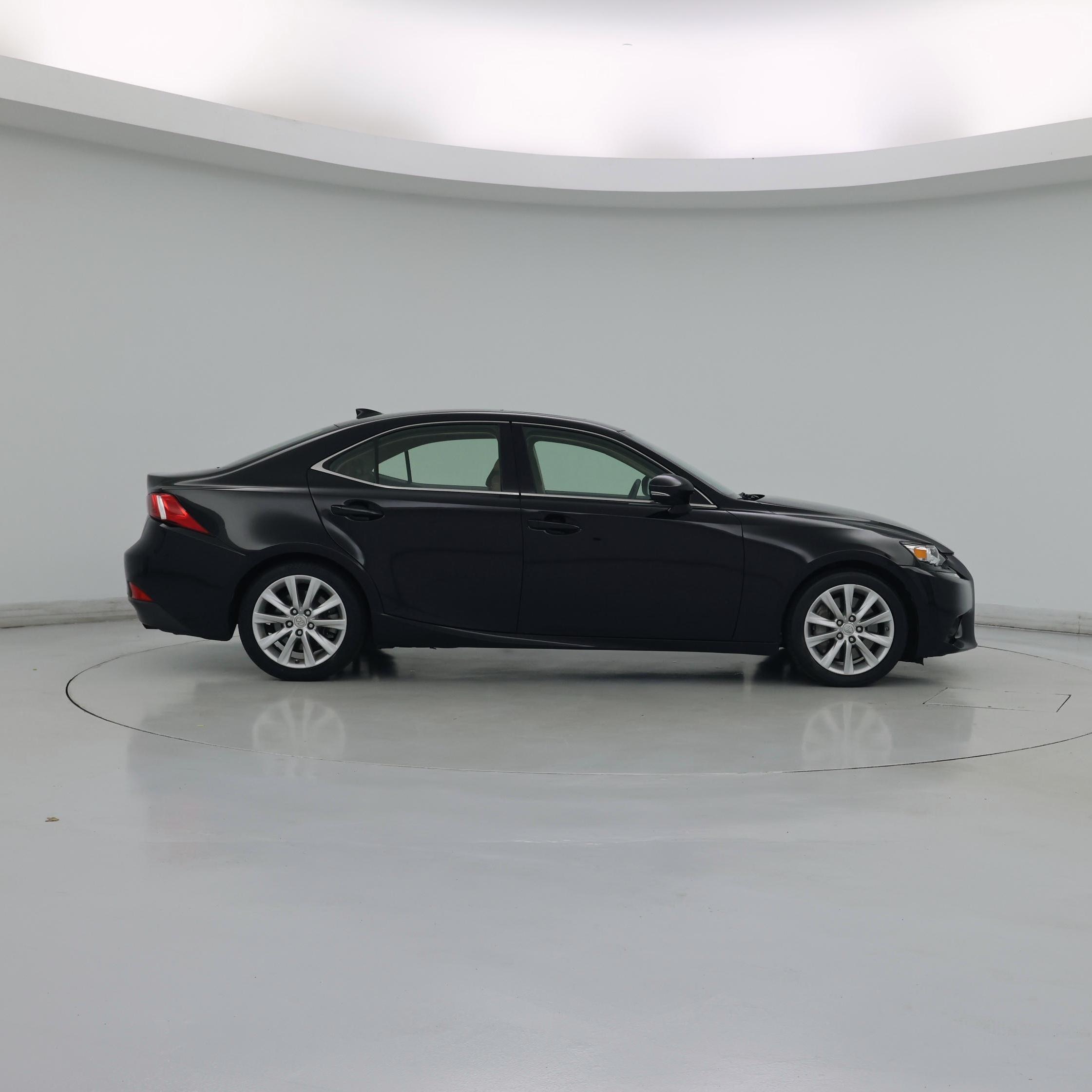 Thumbnail: 2016 Lexus IS - 7