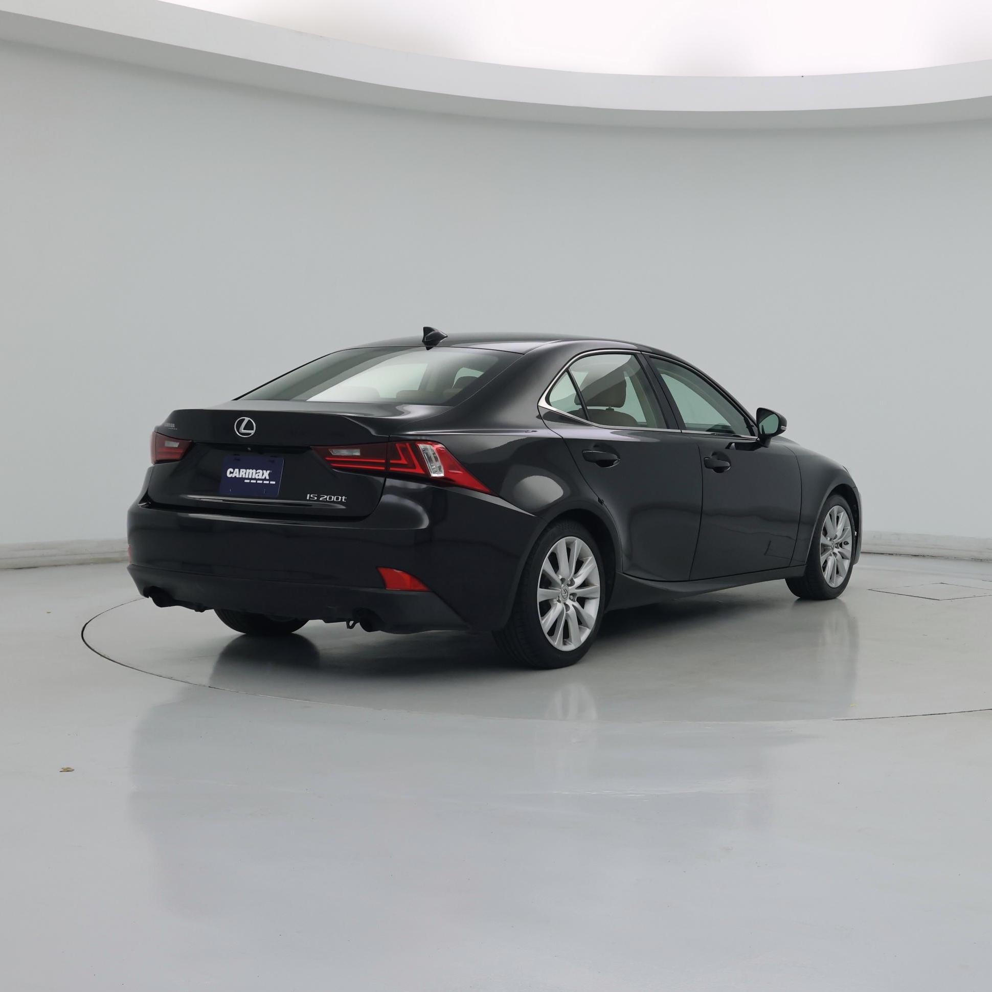 Thumbnail: 2016 Lexus IS - 8