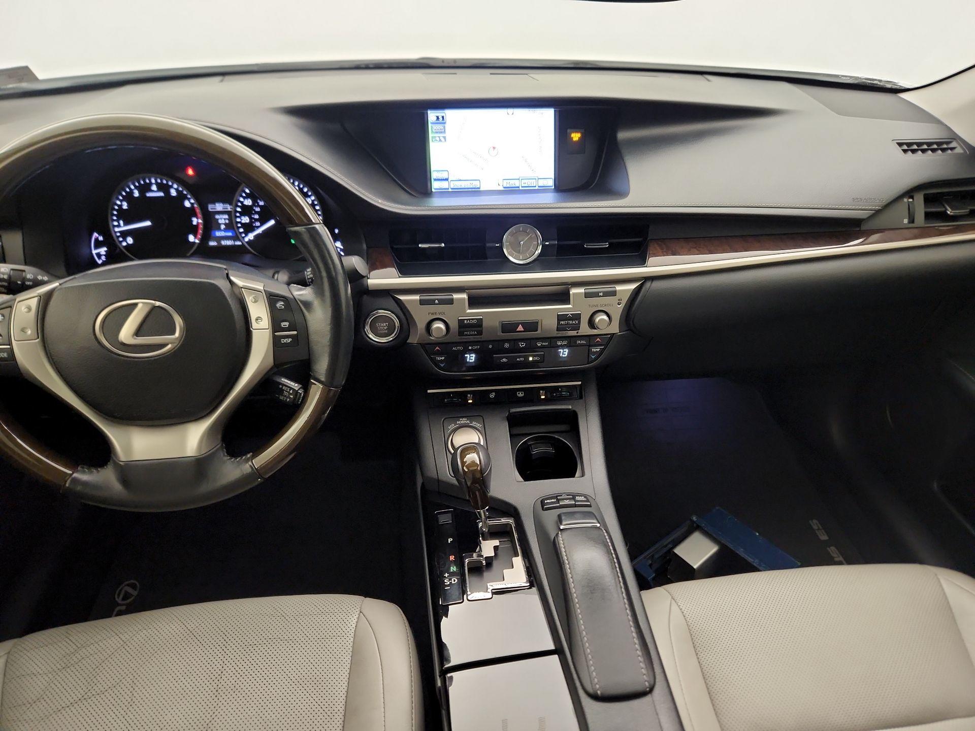 Thumbnail: 2014 Lexus ES - 9