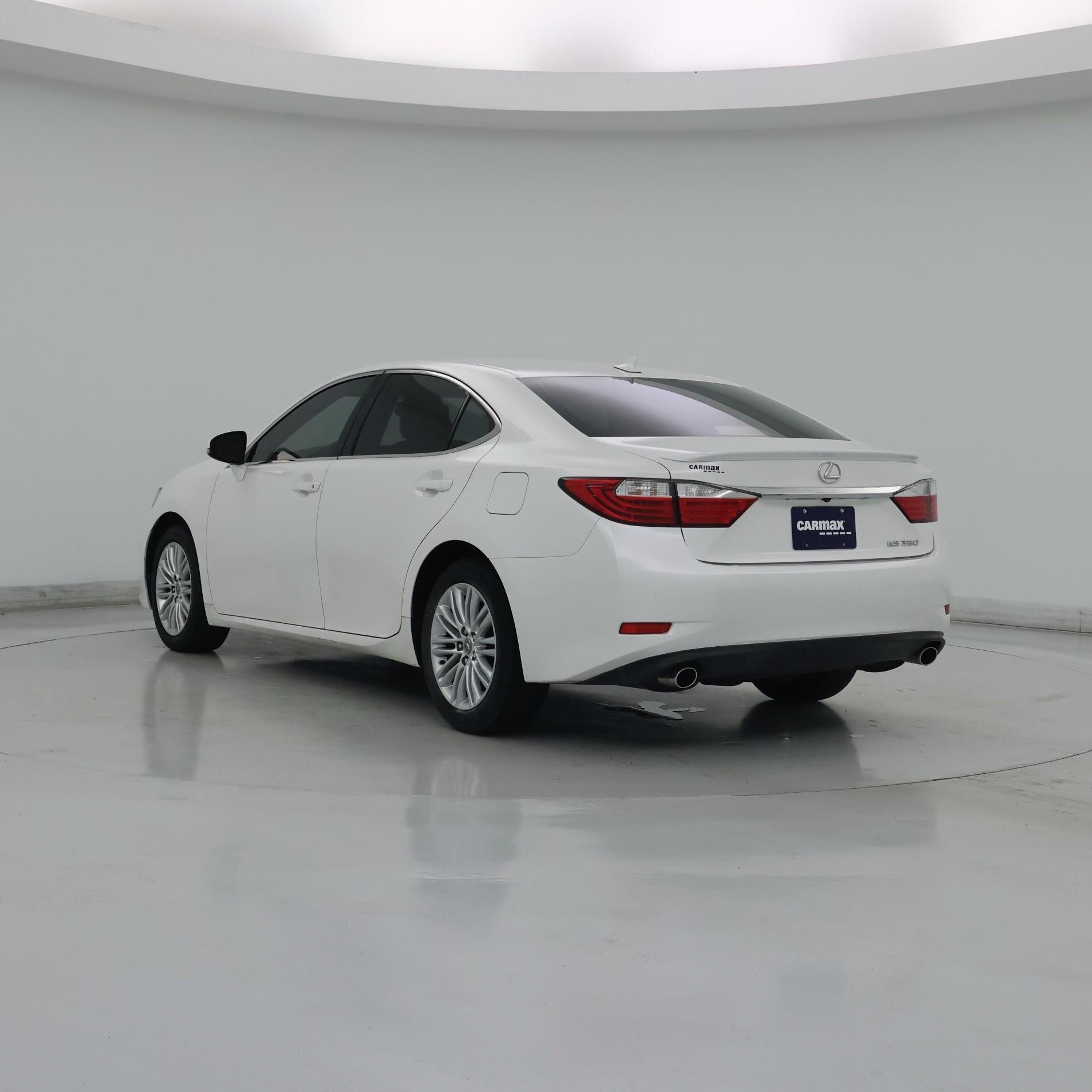 Thumbnail: 2014 Lexus ES - 2