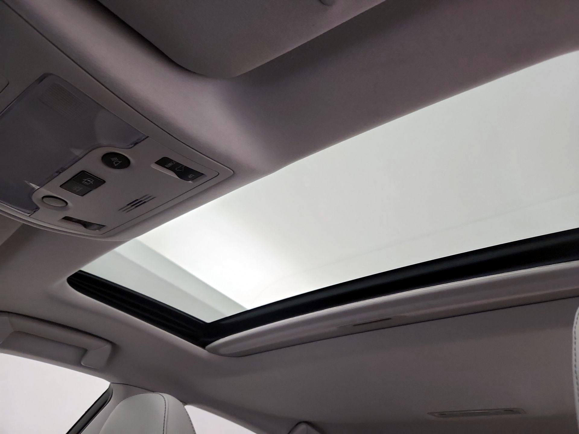 Thumbnail: 2014 Lexus ES - 20
