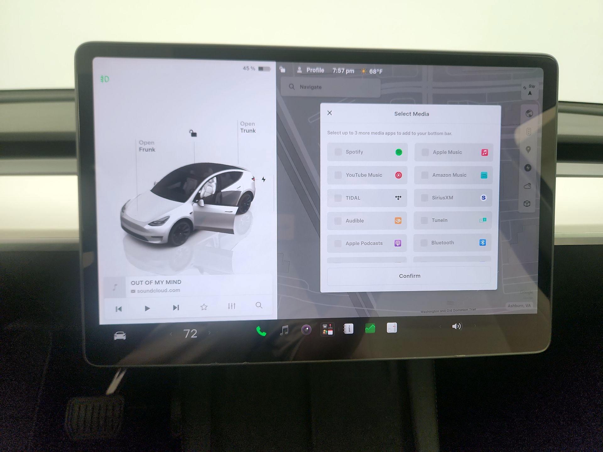 Thumbnail: 2023 Tesla Model Y - 15