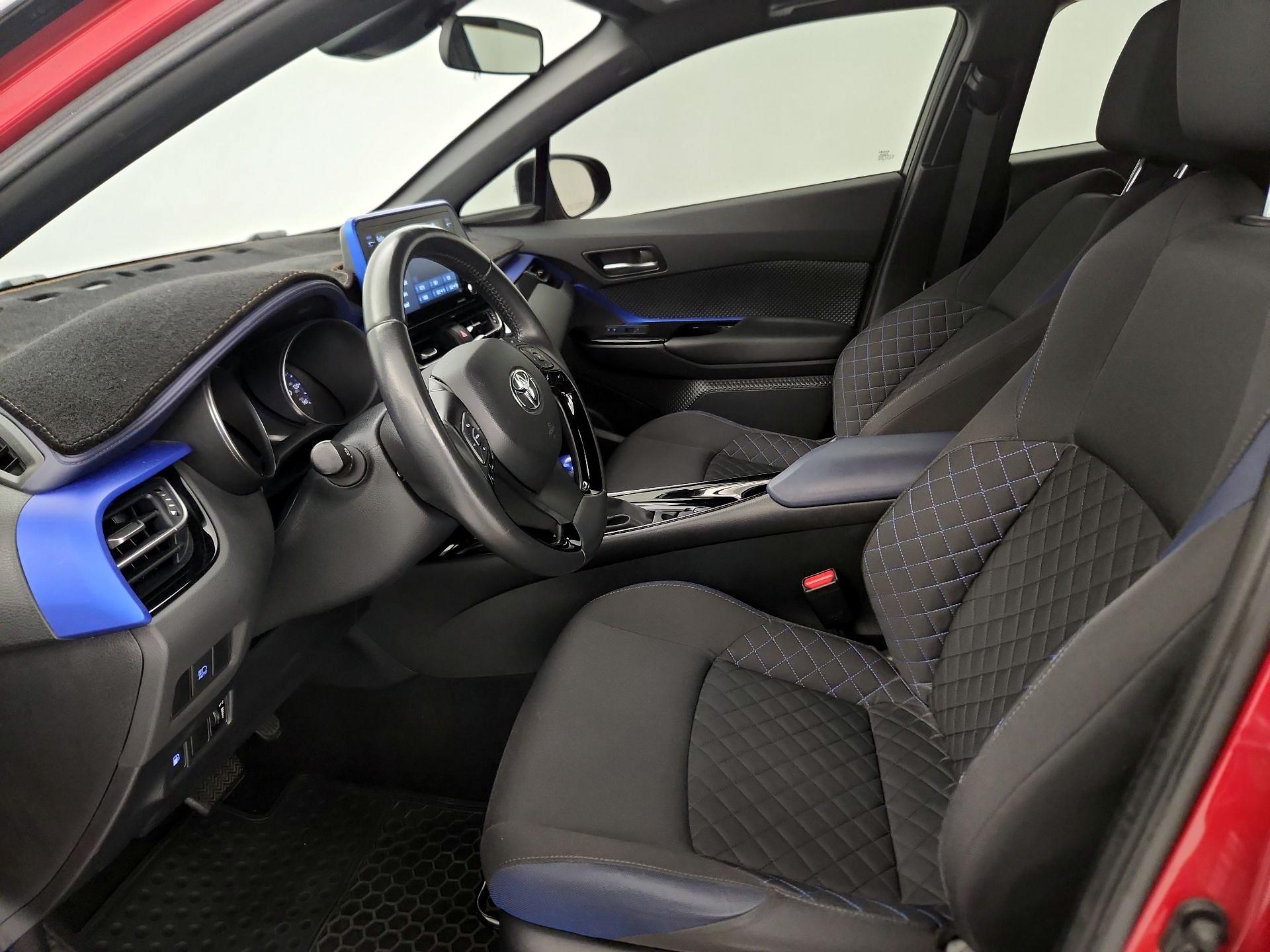 Thumbnail: 2020 Toyota C-HR - 11