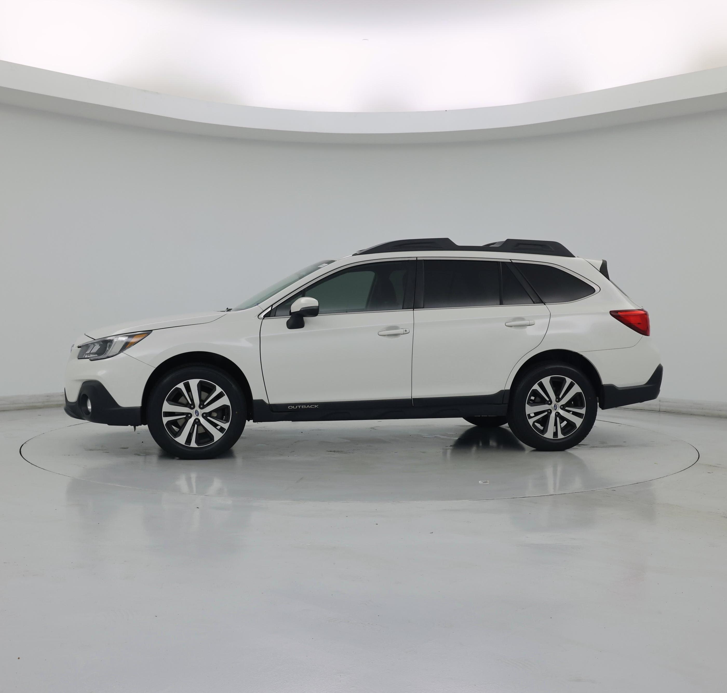 Thumbnail: 2019 Subaru Outback - 3