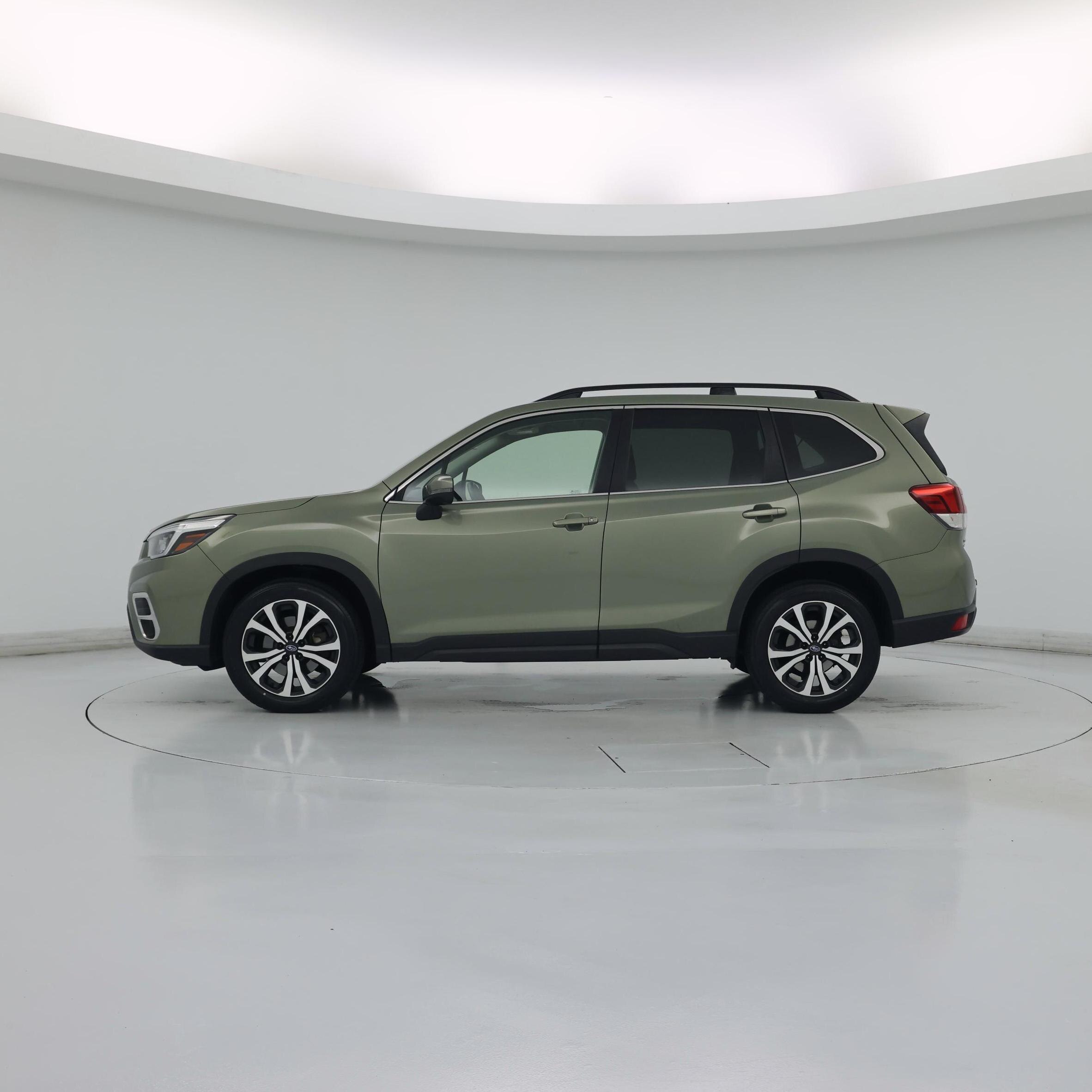 Thumbnail: 2017 Subaru Forester - 3