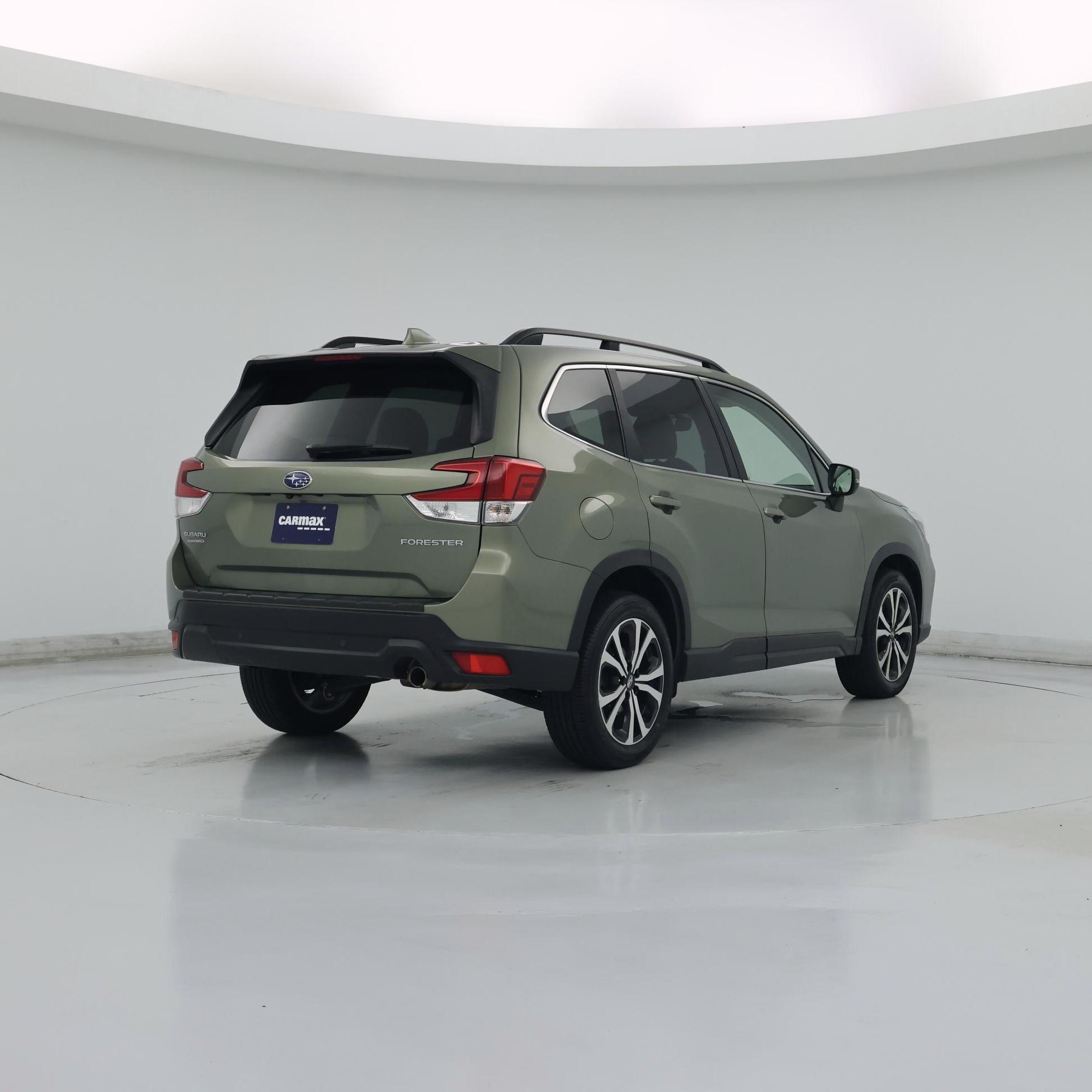 Thumbnail: 2017 Subaru Forester - 8