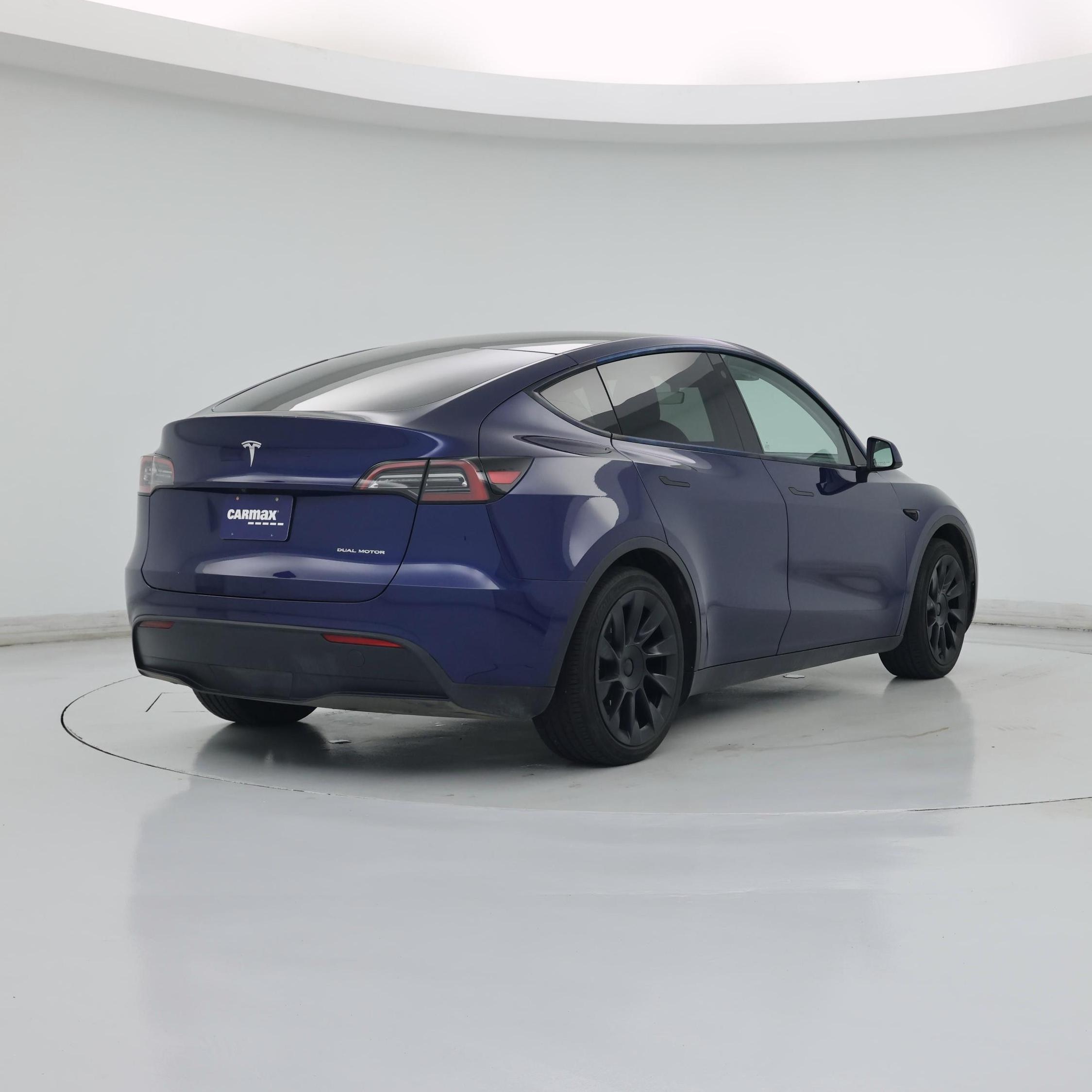 Thumbnail: 2023 Tesla Model Y - 8