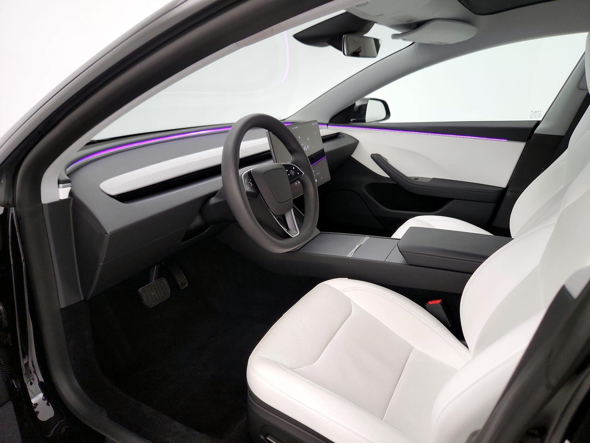 Thumbnail: 2025 Tesla Model 3 - 11
