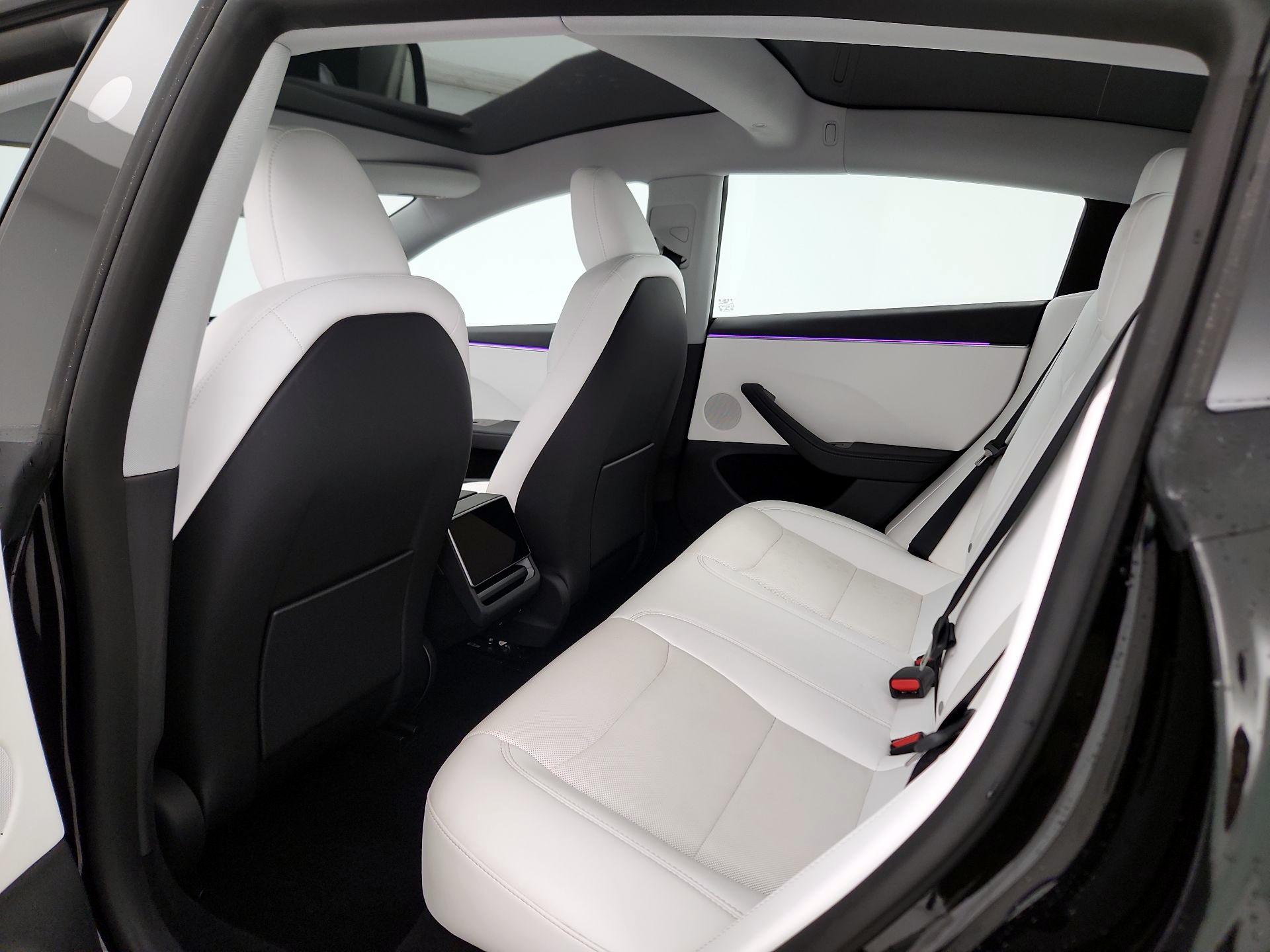 Thumbnail: 2025 Tesla Model 3 - 19