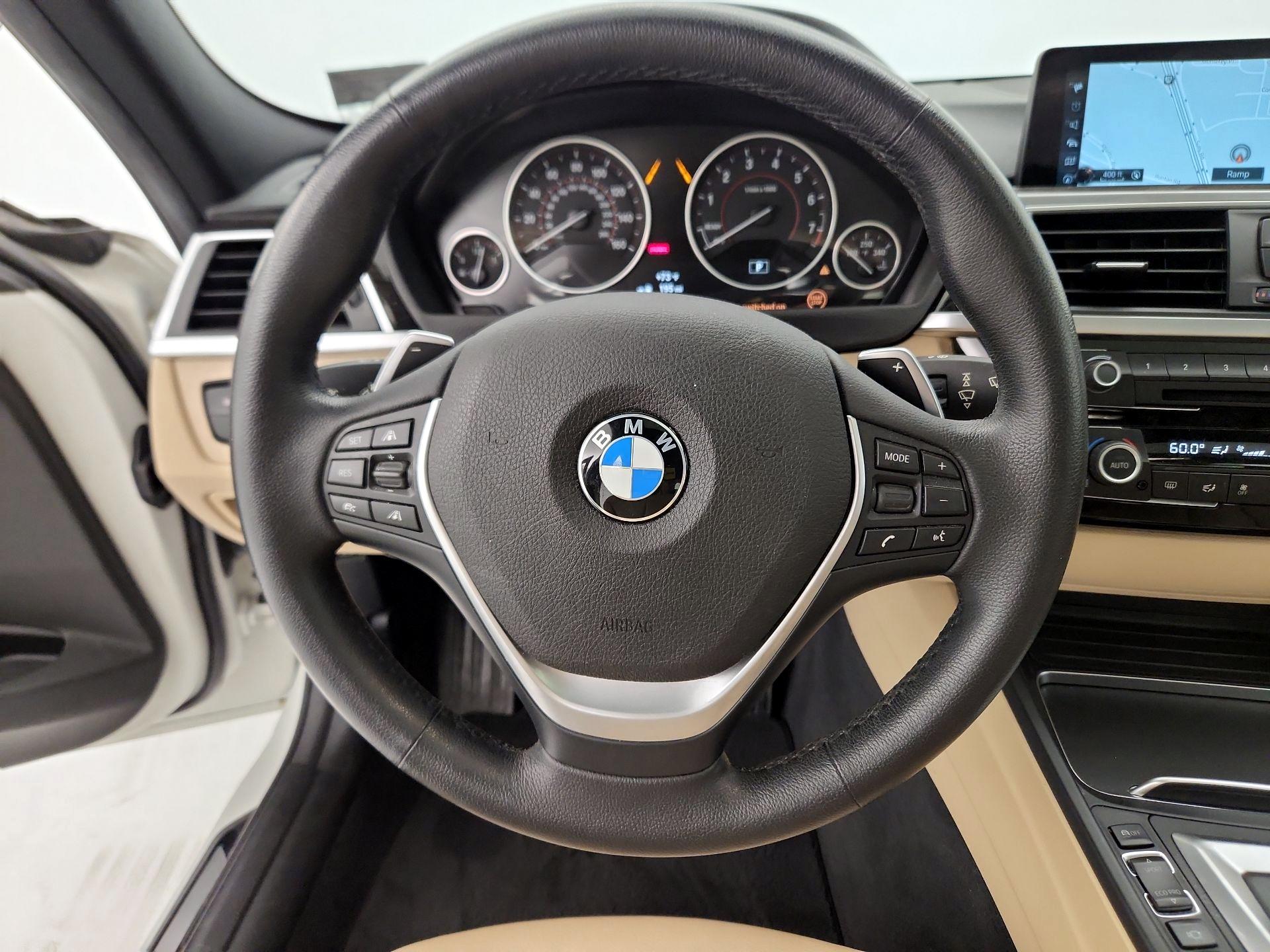 Thumbnail: 2017 BMW 3 Series - 10