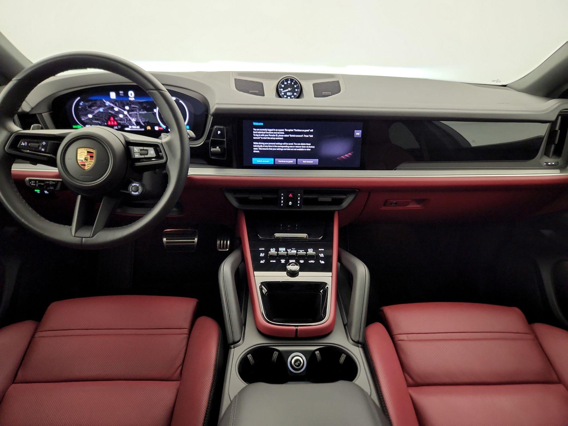 Thumbnail: 2024 Porsche Cayenne - 9