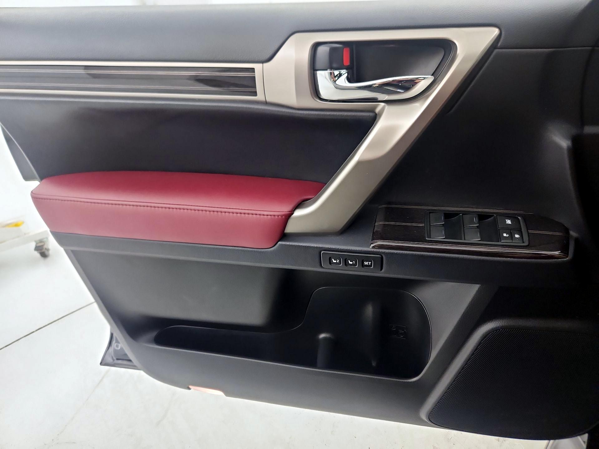 Thumbnail: 2021 Lexus GX - 12