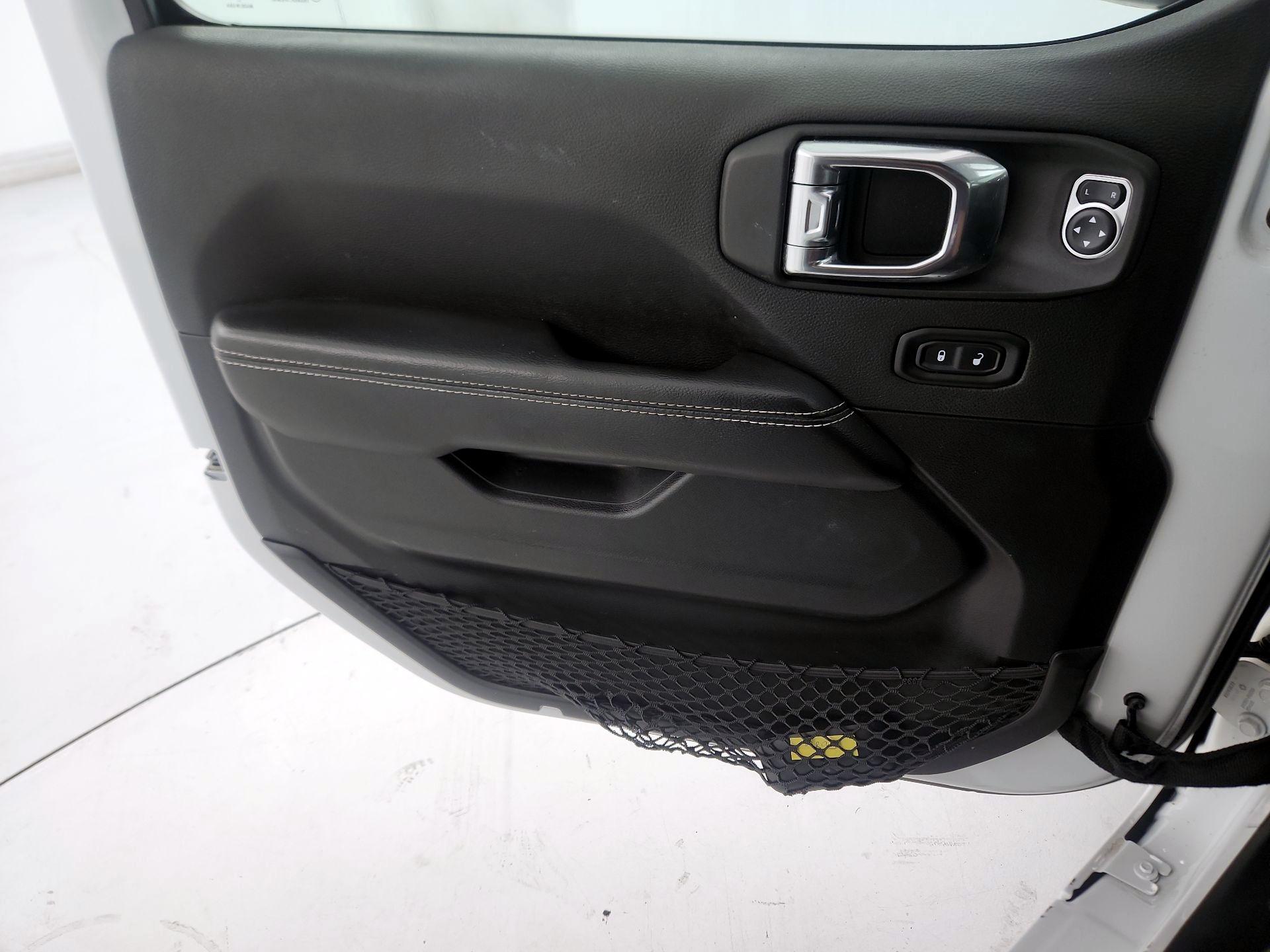 Thumbnail: 2021 Jeep Wrangler - 12